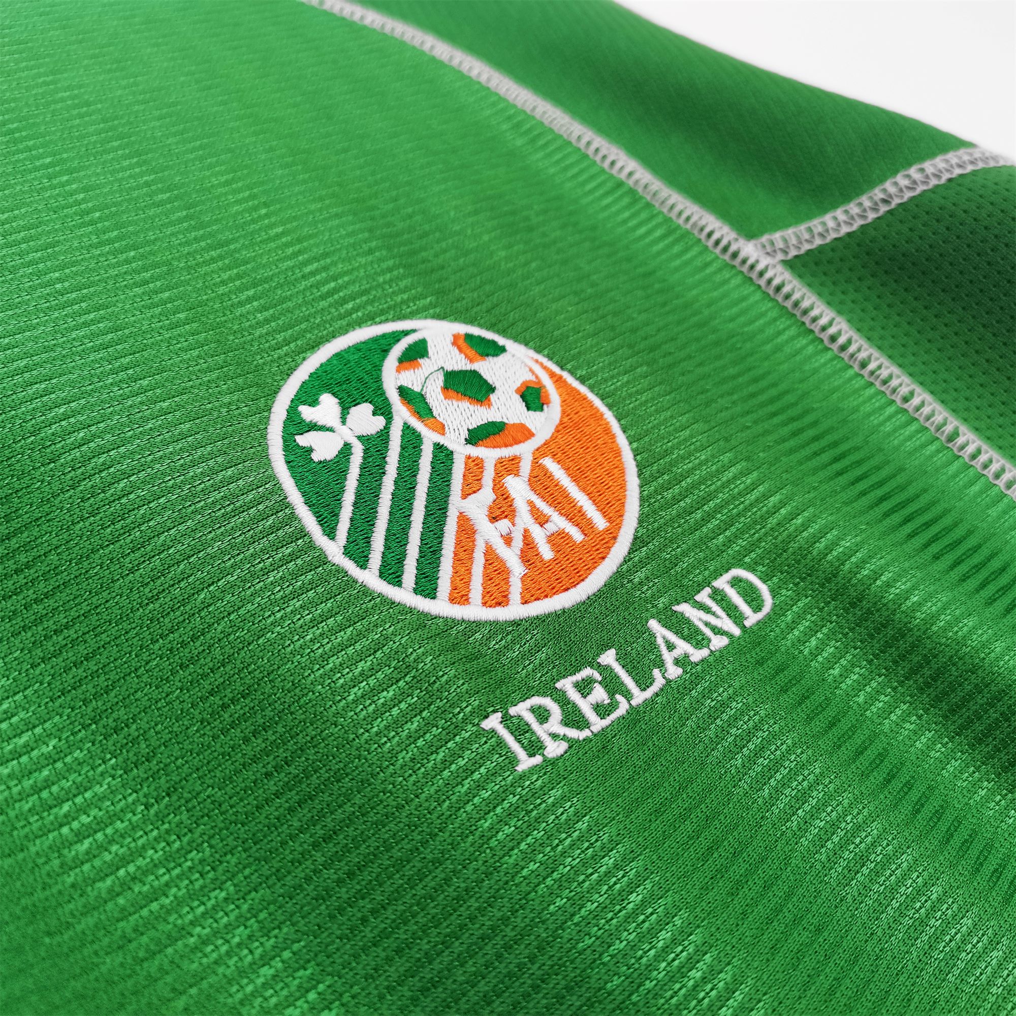 Higojerseys-Retro Ireland 2002 Home Stadium Jersey