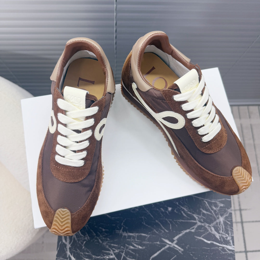 BALLET RUNNER 2.0 IN CHOCOLATE BROWN SUEDE AND LYCRA FABRIC、mysite、Cacoeks