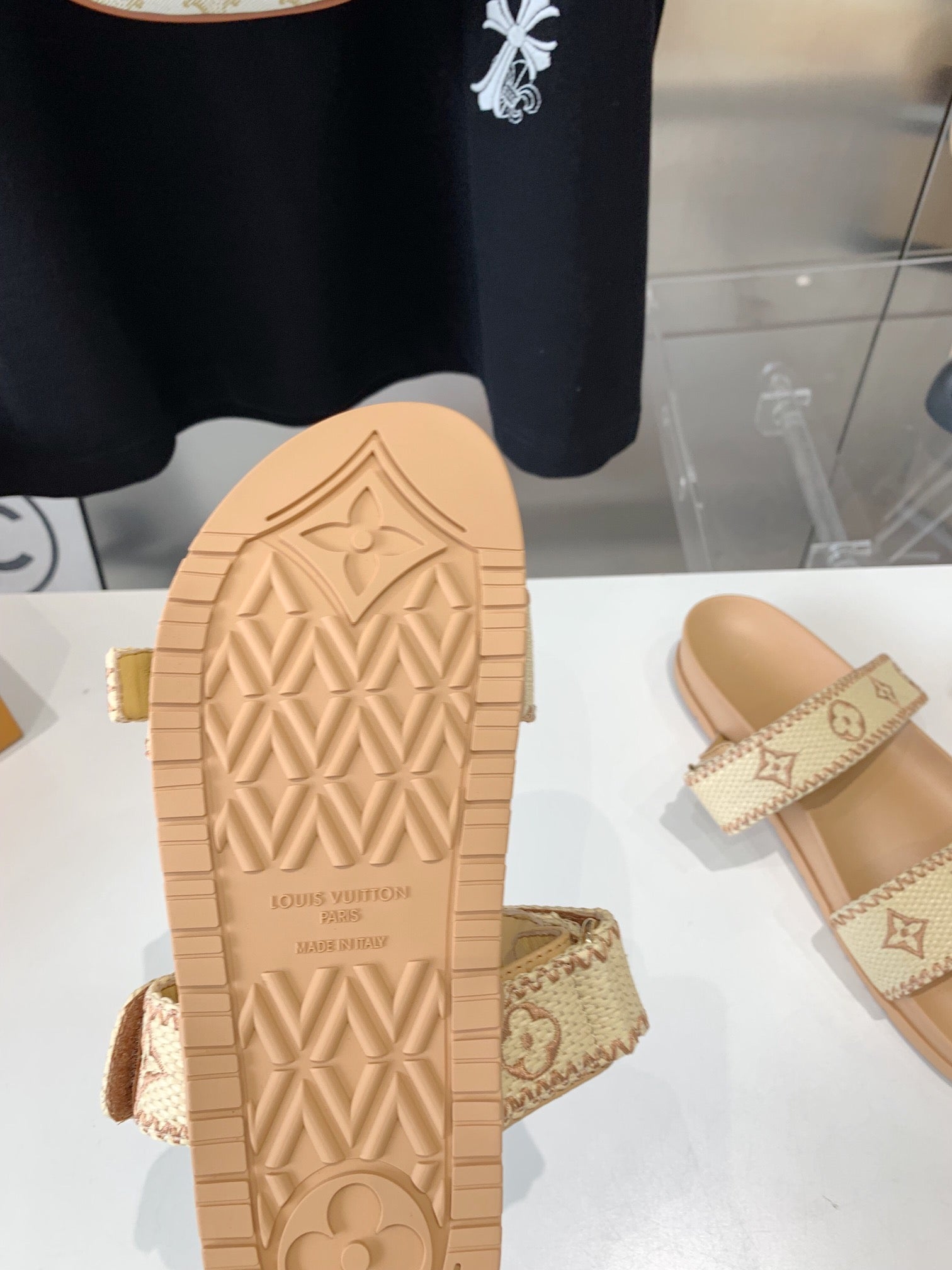 LV WOMEN SUNSET DAD SANDAL IN BEIGE MONOGRAM FABRIC MULE、mysite、Cacoeks