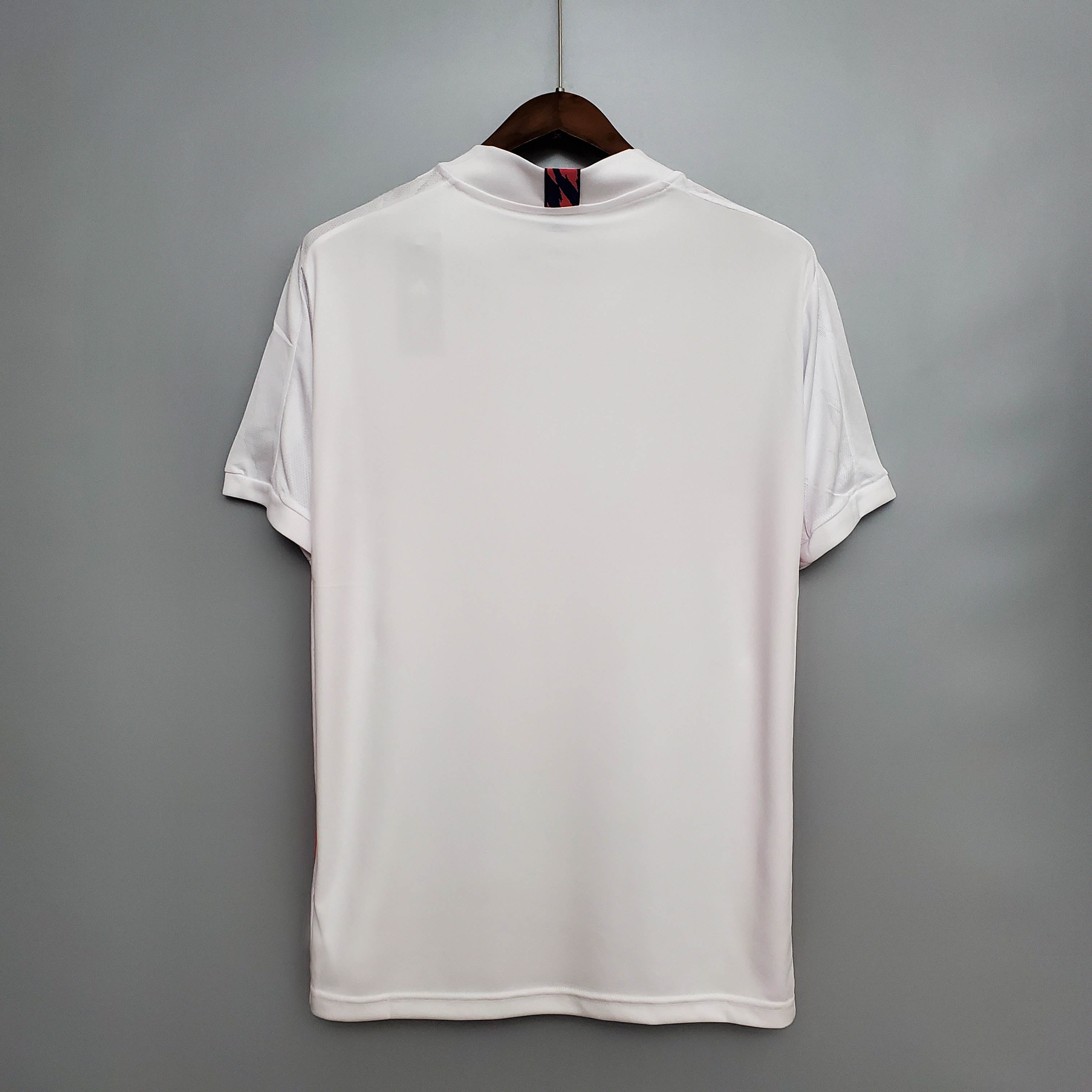 2020/2021 Real Madrid Home Football Shirt 1:1 Thai Quality:football jersey mysite: unitedjerseyfootball 邓江浪:football