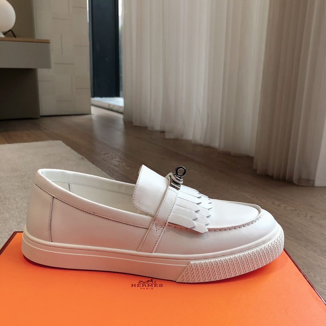 GAME SLIP-ON SNEAKER WHITE WITH TASSELS CALFSKIN、mysite、Cacoeks