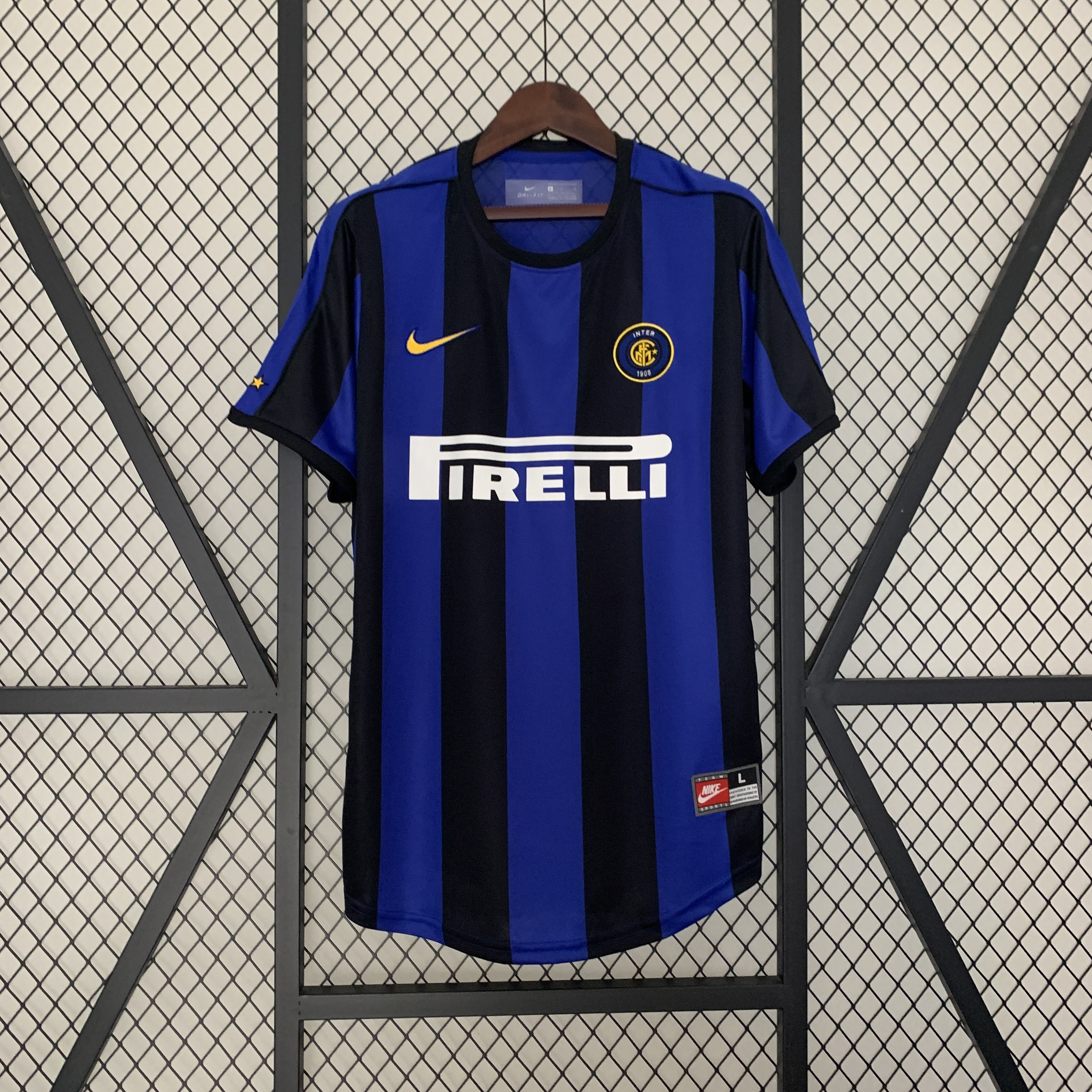 Higojerseys-Retro Inter Milan 1999-00 Home Stadium Jersey
