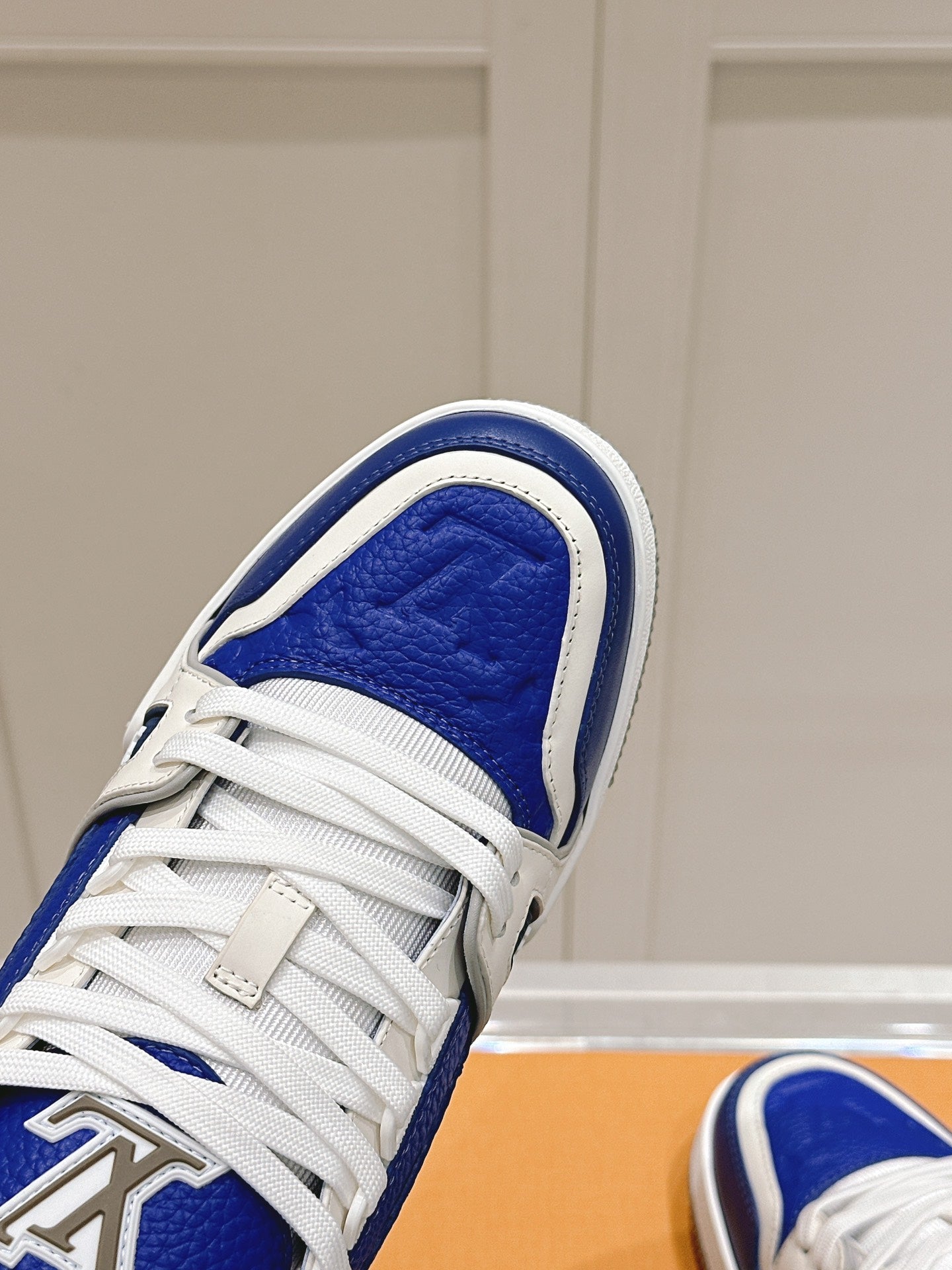 LV TRAINER SNEAKER IN GASTON BLUE GRAINED CALFSKIN、mysite、Cacoeks