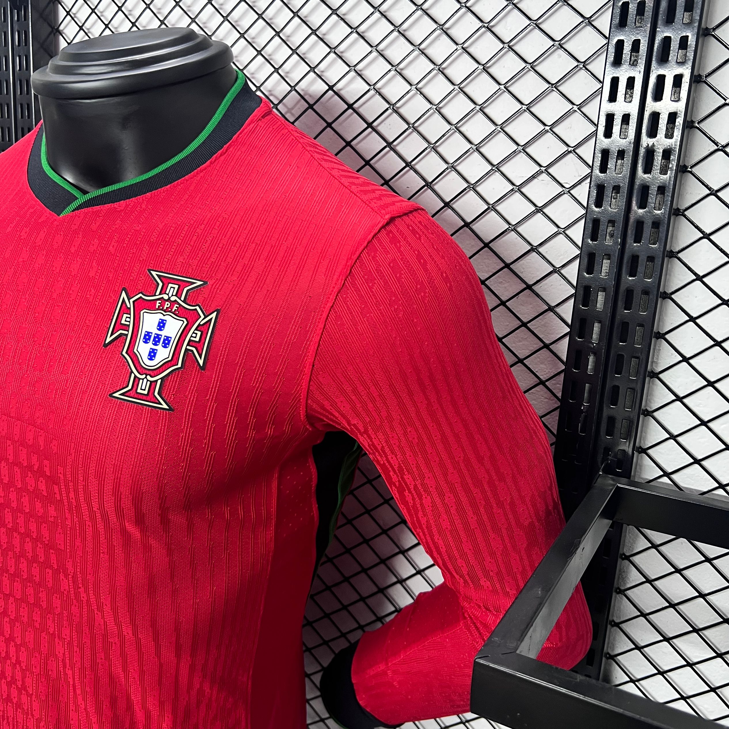 ManixJersey.com | Portugal 2024 Home Stadium Long Sleeve Jersey - Player Version -Customize Name, Number and Patch | Worldwide Shipping