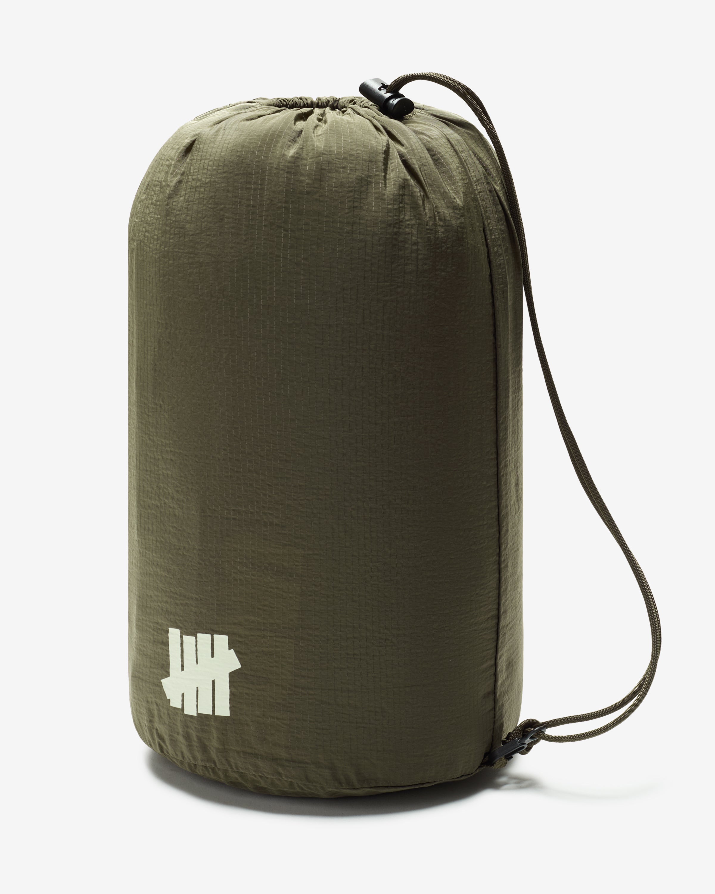 UNDEFEATED QUILTED BLANKET