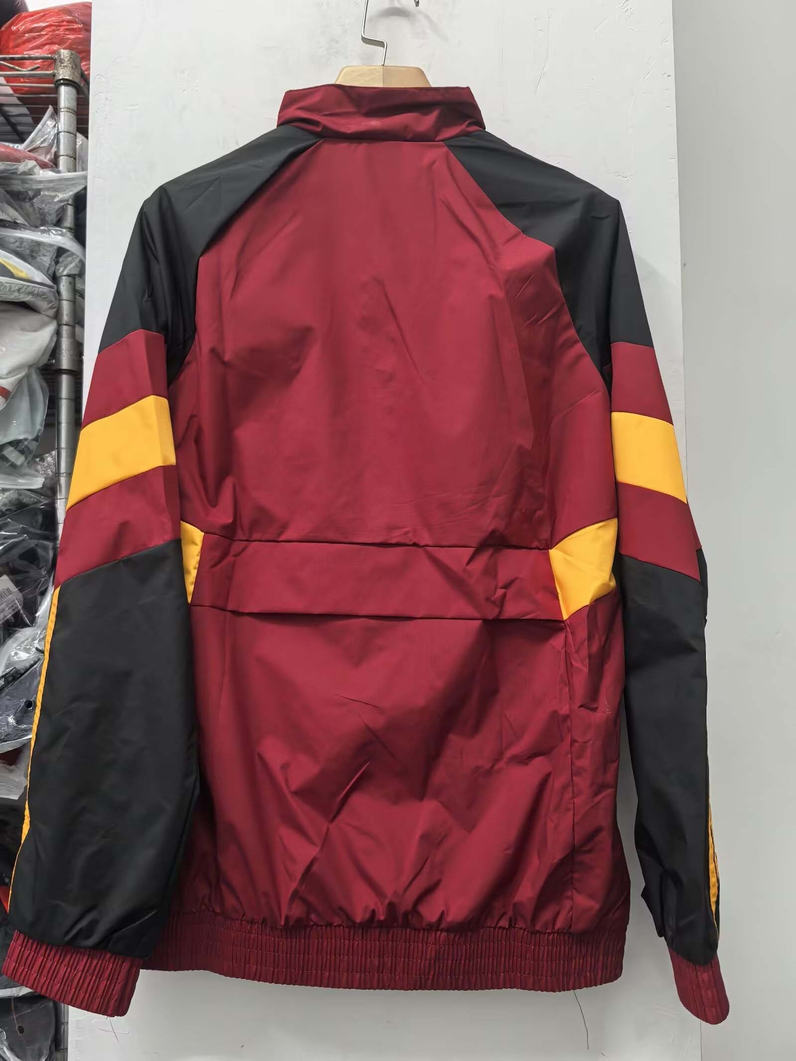 2024/2025 Roma Windbreaker Red Soccer Jersey 1:1 Thai Quality:football jersey mysite: unitedjerseyfootball 邓江浪:football