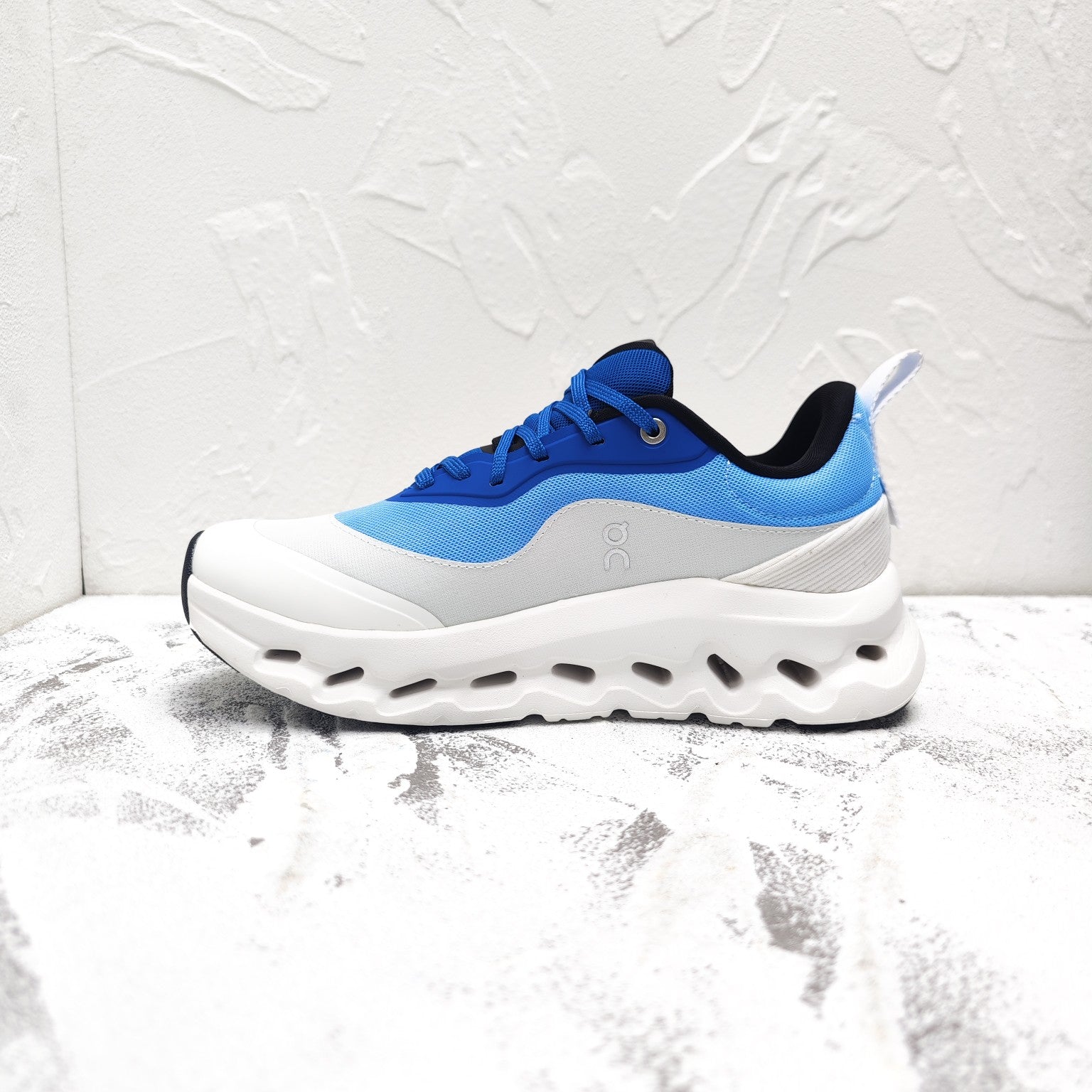 CLOUDTILT 2.0 SNEAKER COBALT BLUE MIX PALE GRAY CALFSKIN AND BREATHABLE MESH、mysite、Cacoeks