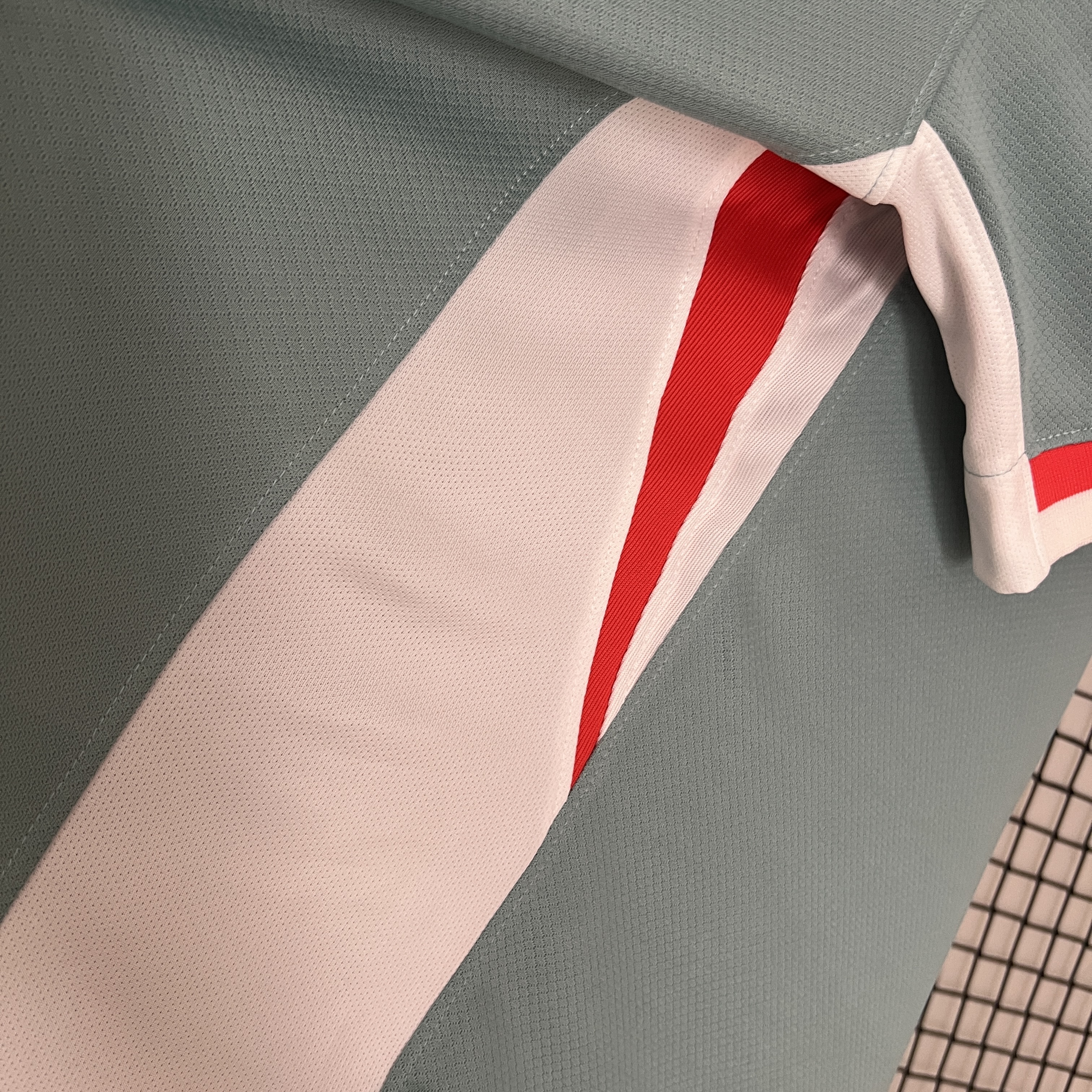 ManixJersey.com | Atletico Madrid 24-25 Away Jersey - Fans Version -Customize Name, Number and Patch | Worldwide Shipping