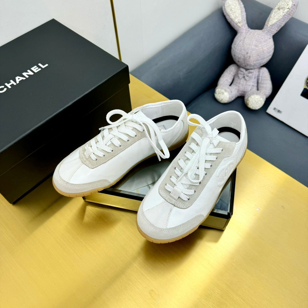 CC SNEAKER IN WHITE CALFSKIN AND SUEDE、mysite、Cacoeks