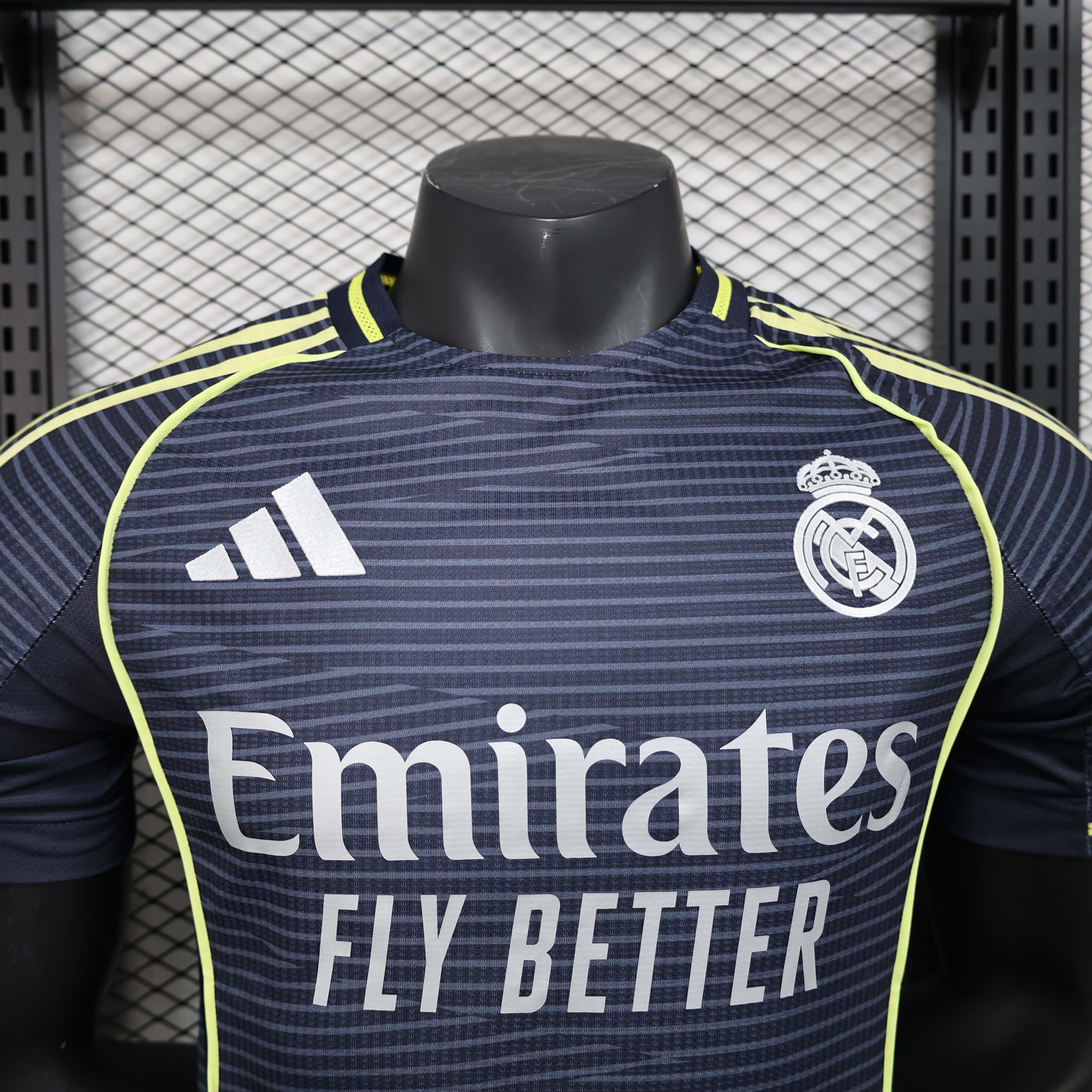 2025/2026 Player Version Real Madrid Away Football Shirt 1:1 Thai Quality:football jersey mysite: unitedjerseyfootball 邓江浪:football