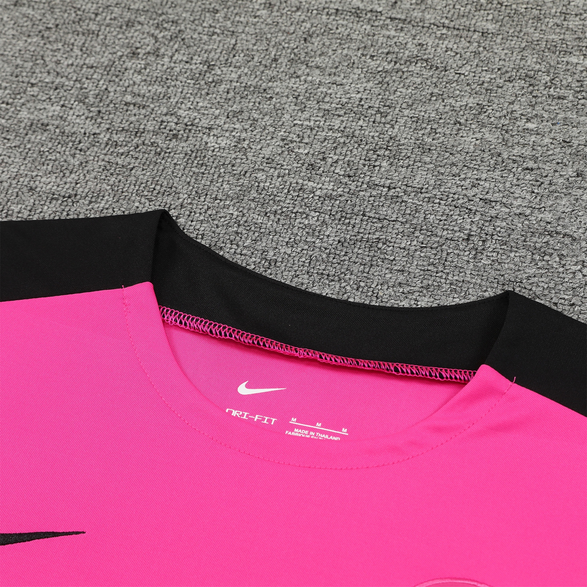 Higojerseys-C.H.E.L.S.E.A 24-25 Short-Sleeve Training Set - Pink Top & Black Shorts