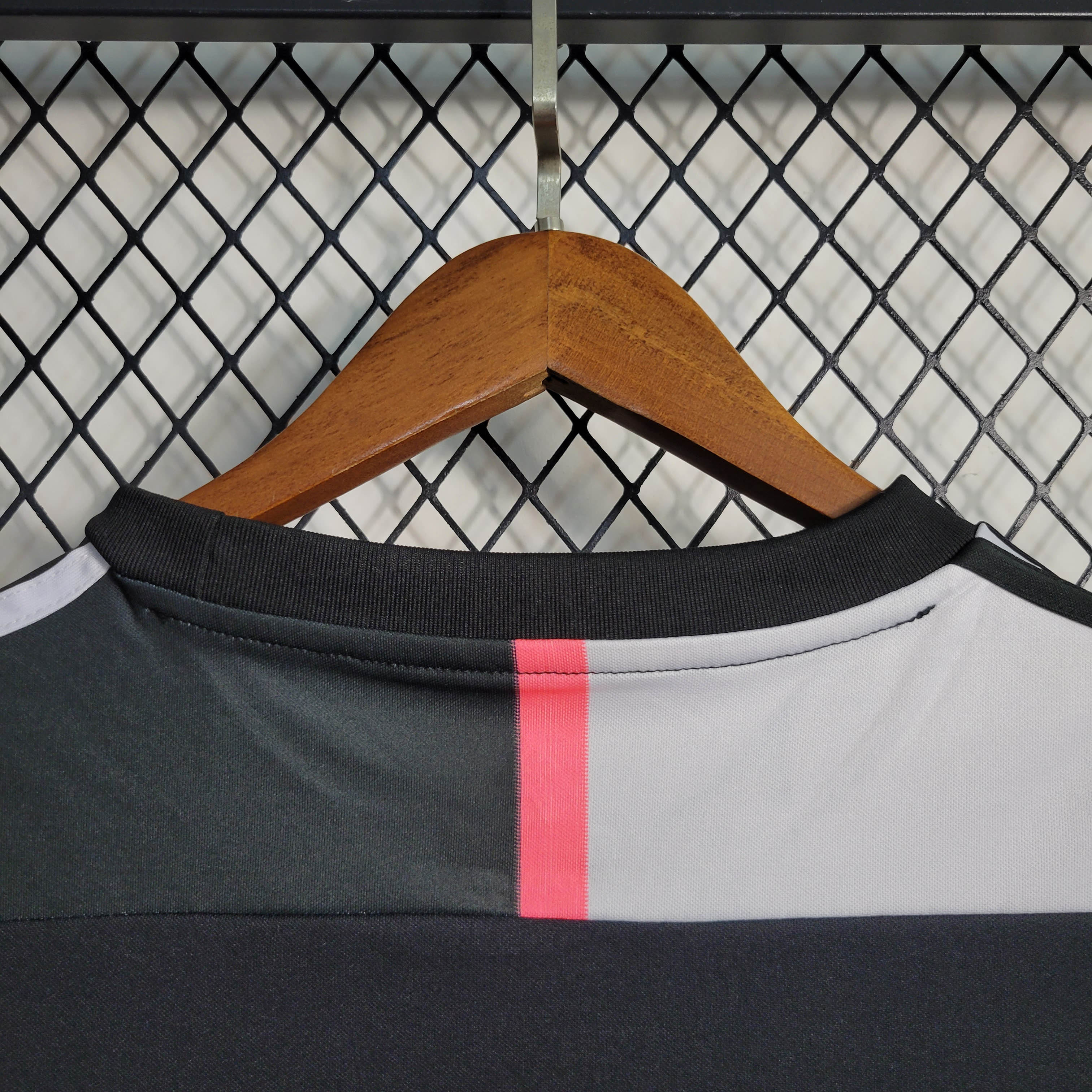 2019/2020 Retro Juventus Football Shirt Home 1:1 Thai Quality:football jersey mysite: unitedjerseyfootball 邓江浪:football