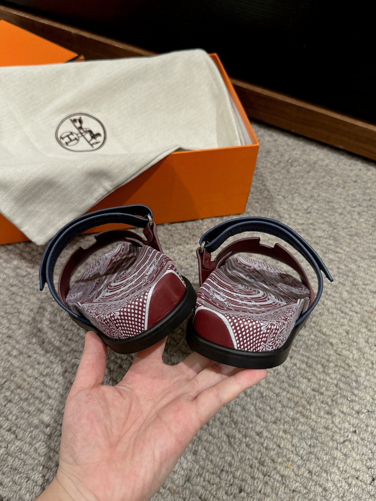 CHYPRE SANDAL BURNT UMBER CALFSKIN UNIQUE、mysite、Cacoeks