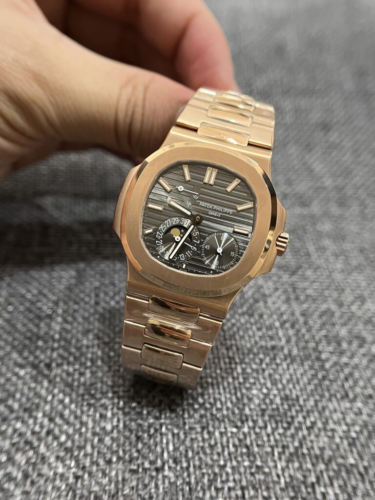 Đồng Hồ Patek Philippe Nautilus 5712R Rep 11 Nhà Máy GR 40mm (3)