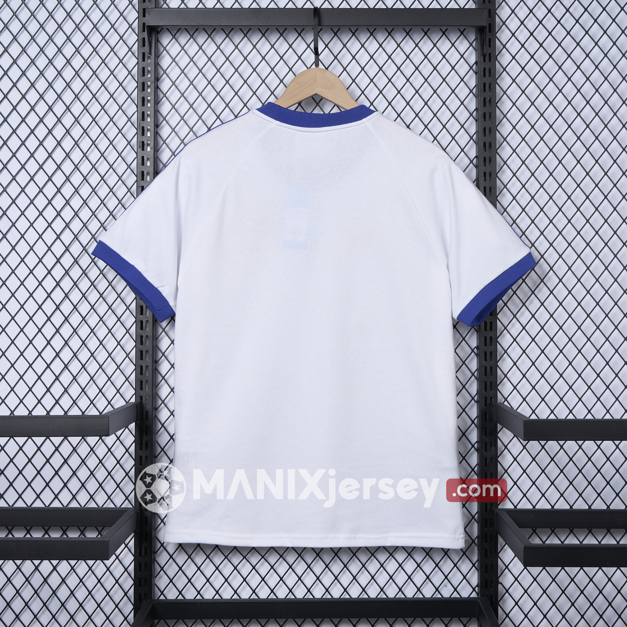 ManixJersey.com | Real Madrid 24-25 Jude Bellingham 3 Stripes Men's T-Shirt -Customize Name, Number and Patch | Worldwide Shipping