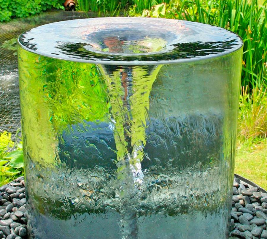 Endless Vortex Water Fountain Yard or Garden Water Feature