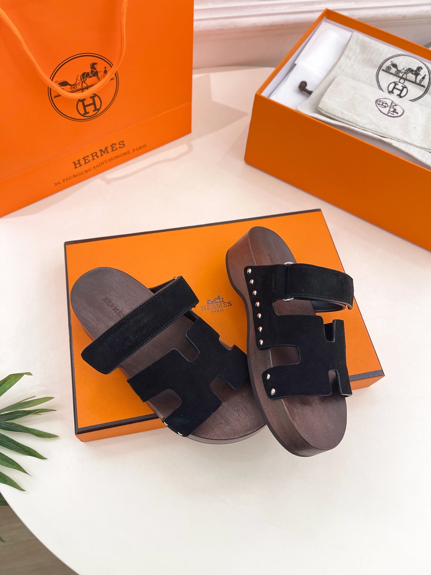 KOS CLOG IN BLACK SUEDE、mysite、Cacoeks