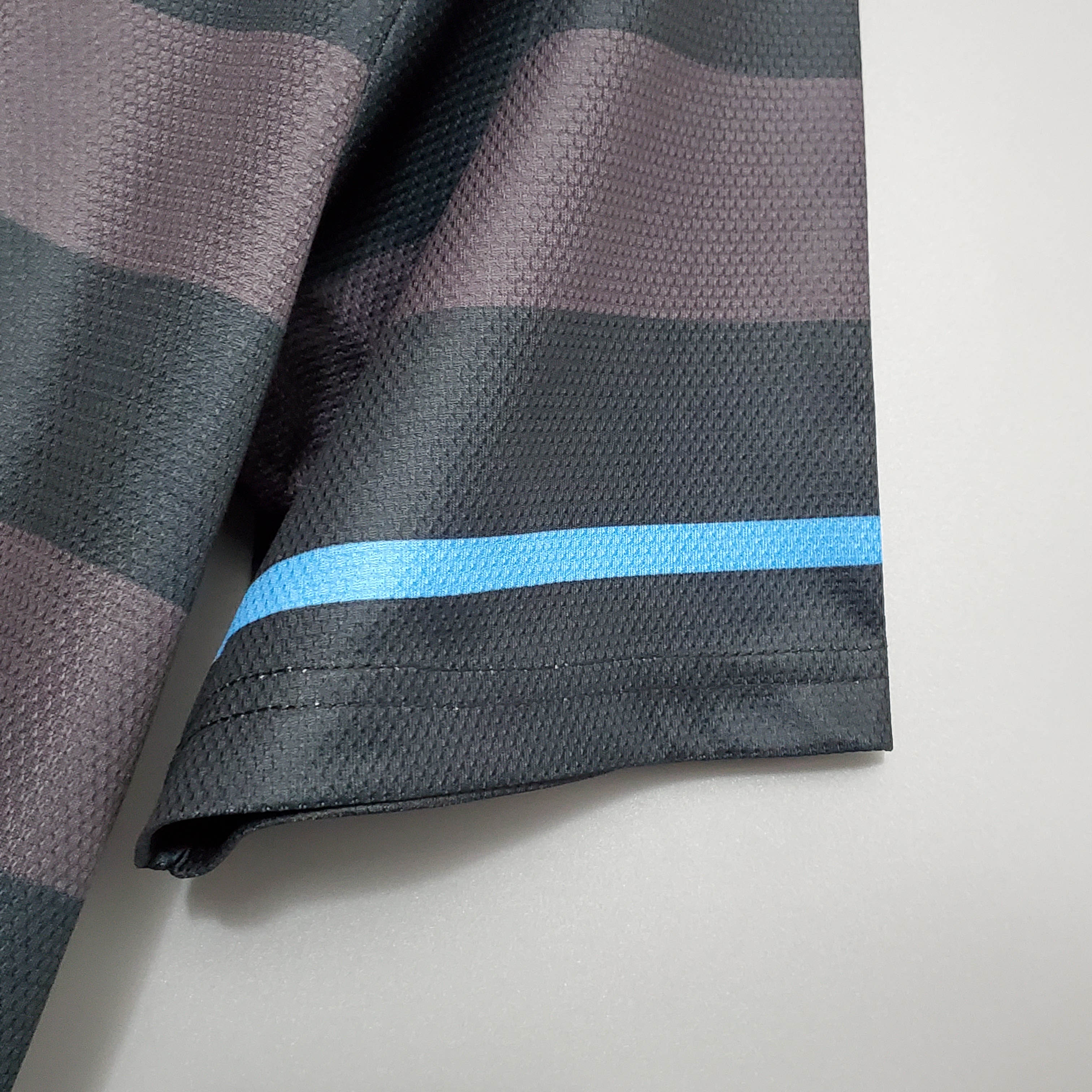 1997/1998 Retro Internazionale Milan Away Football Jersey 1:1 Thai Quality:football jersey mysite: unitedjerseyfootball 邓江浪:football