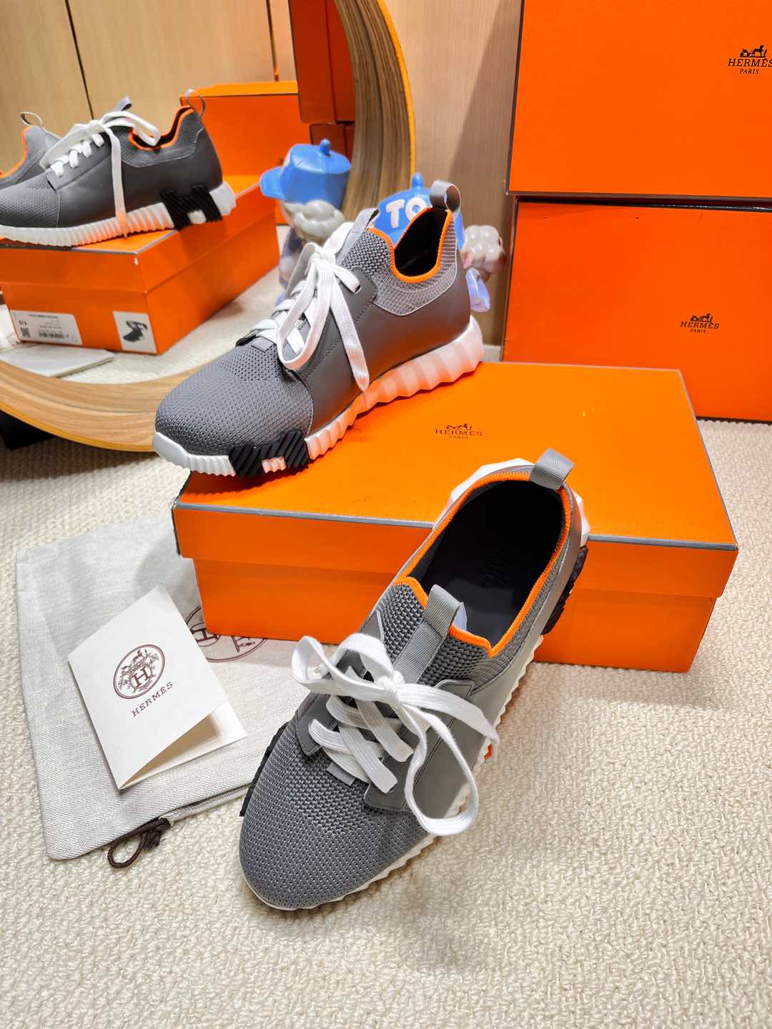 DEPART SLIP-ON SNEAKER IN MOUSE GRAY KNIT AND CALFSKIN、mysite、Cacoeks