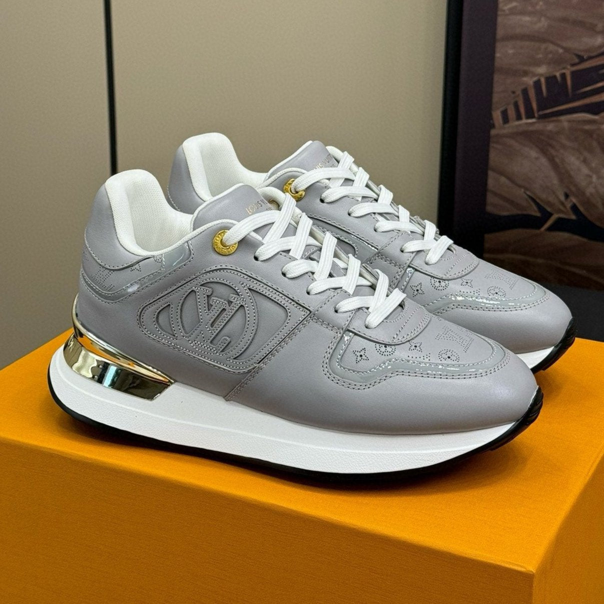 LV NEO RUN AWAY SNEAKER IN STEEL GRAY CALFSKIN、mysite、Cacoeks