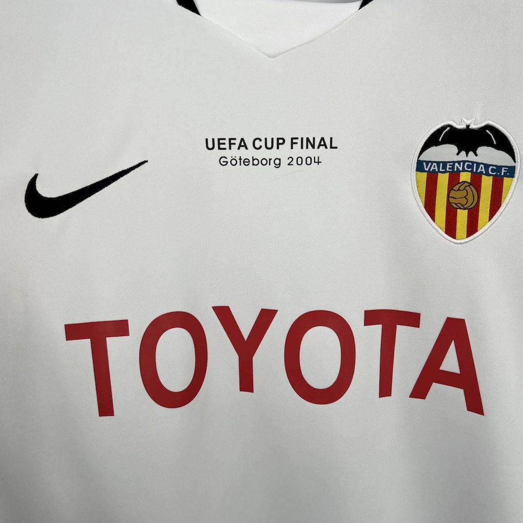 Higojerseys-Retro Valencia 2003-04 UEFA Cup Final Home Jersey