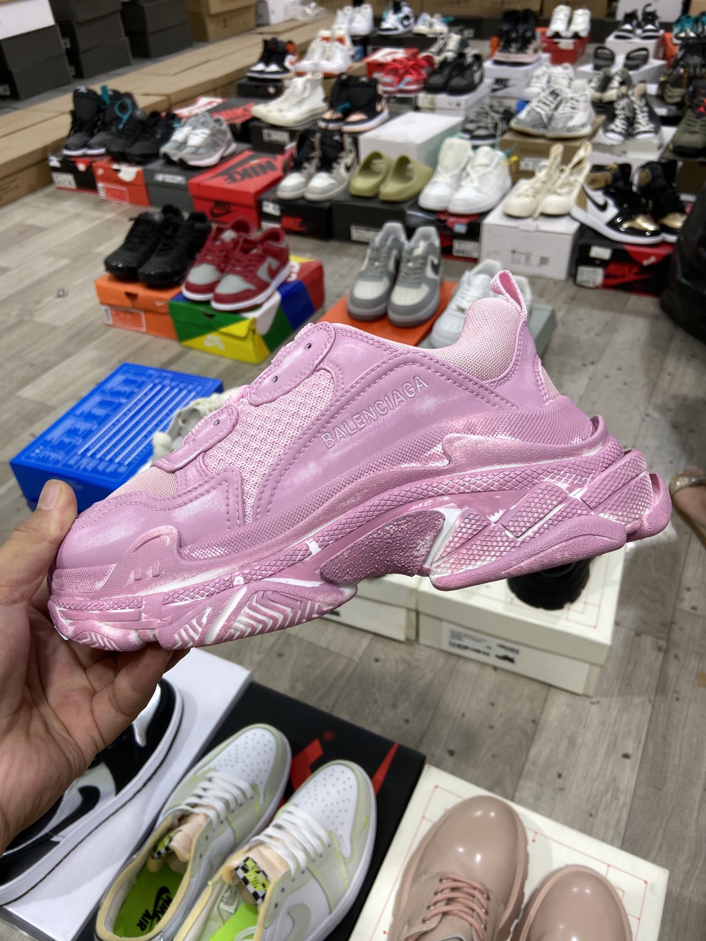 Balenciaga Triple S Sneaker in Faded Pink、mysite、Cacoeks