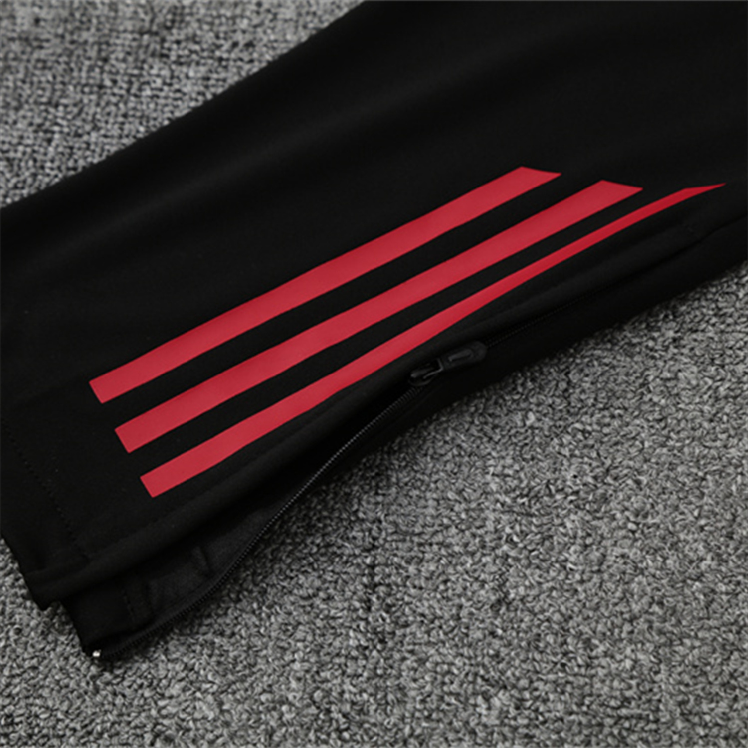 UltraTrikot-Manchester United 25-26 Kid Long Sleeves Training Set - White Top & Black Pants