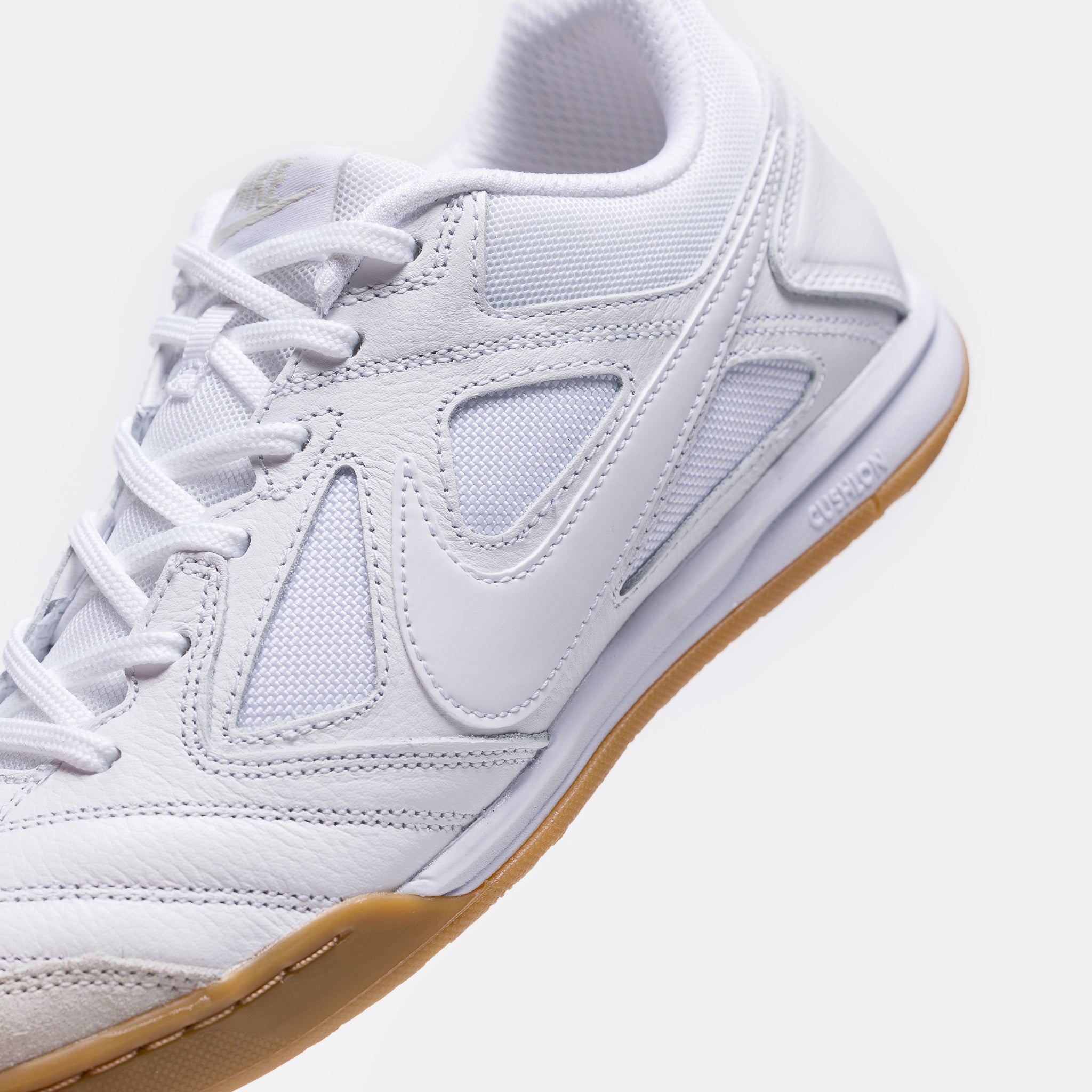 Gato Sneaker in White/Gum Light Brown