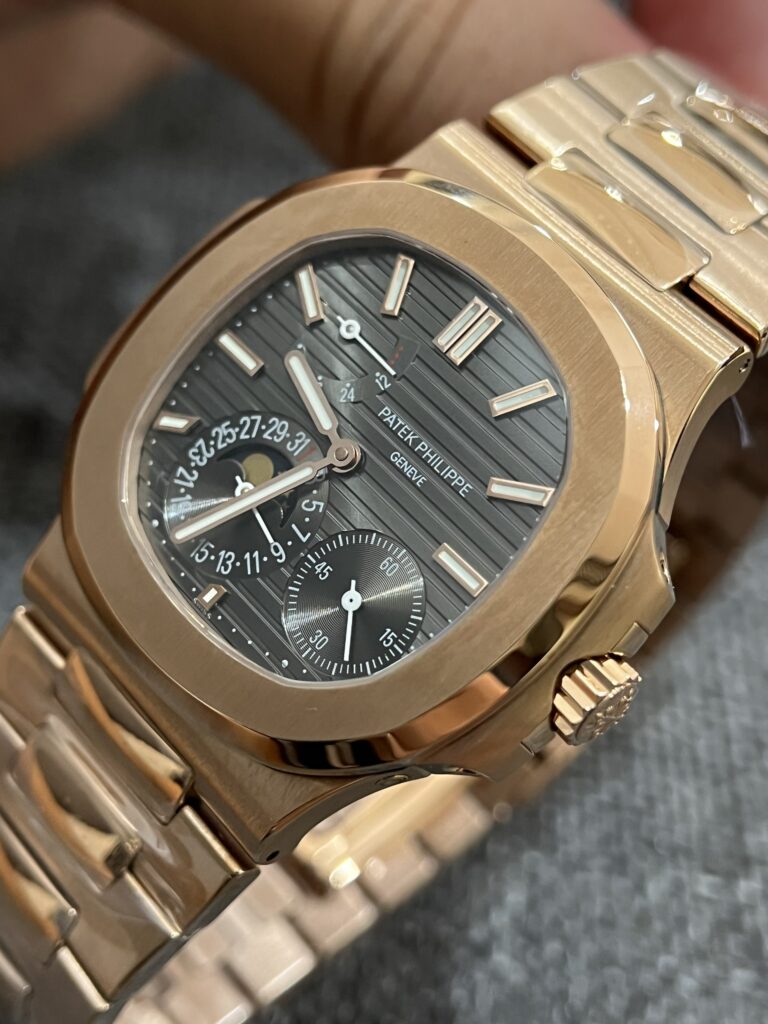 Đồng Hồ Patek Philippe Nautilus 5712R Rep 11 Nhà Máy GR 40mm (3)