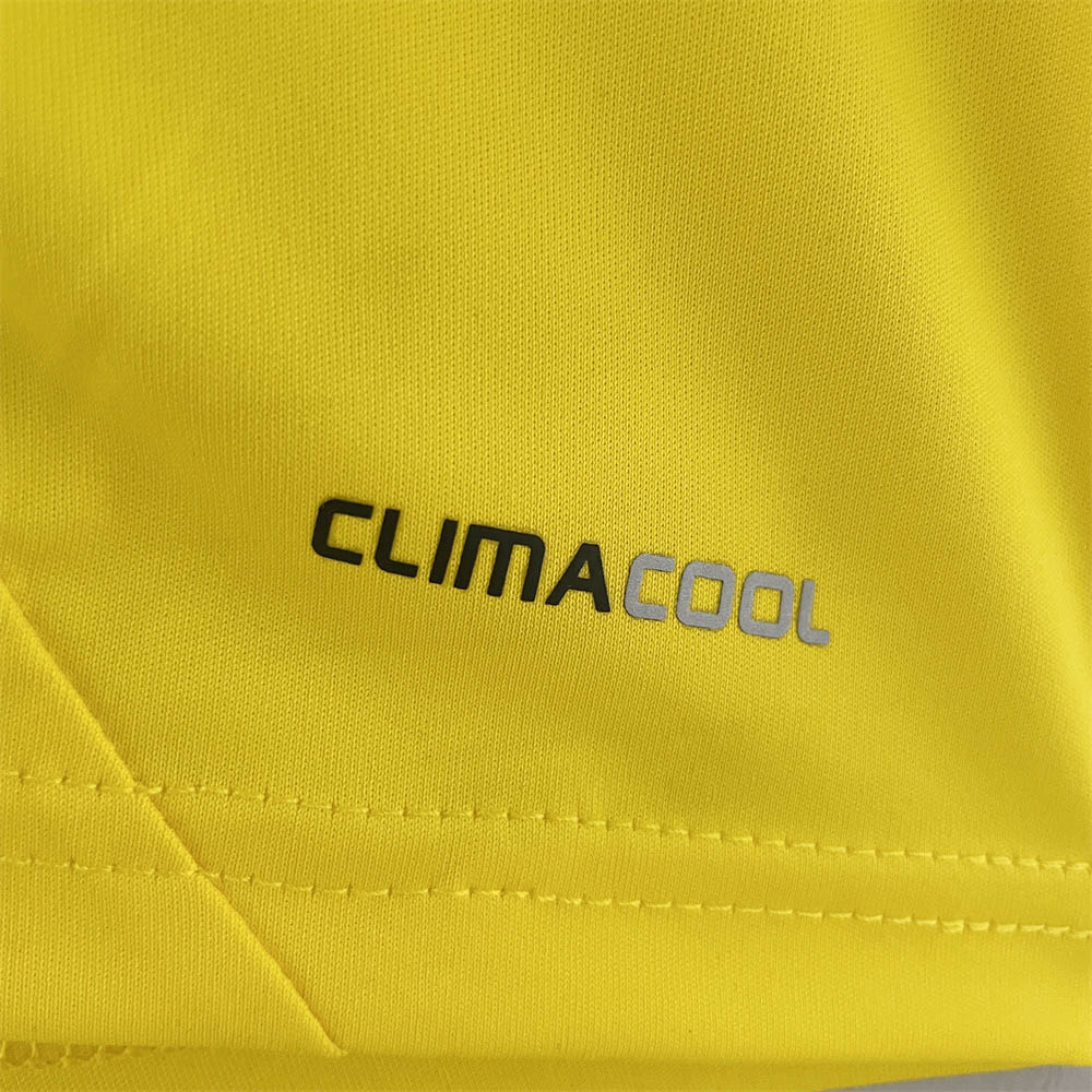 2011/2012 Retro Real Madrid Goalkeeper Yellow:football jersey mysite: unitedjerseyfootball 邓江浪:football