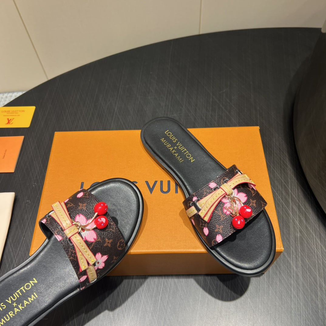 LV SLIDE SANDALS 25S IN DARK BROWN AND BLACK CALFSKIN WITH CHERRY BLOSSOM BUCKLE、mysite、Cacoeks