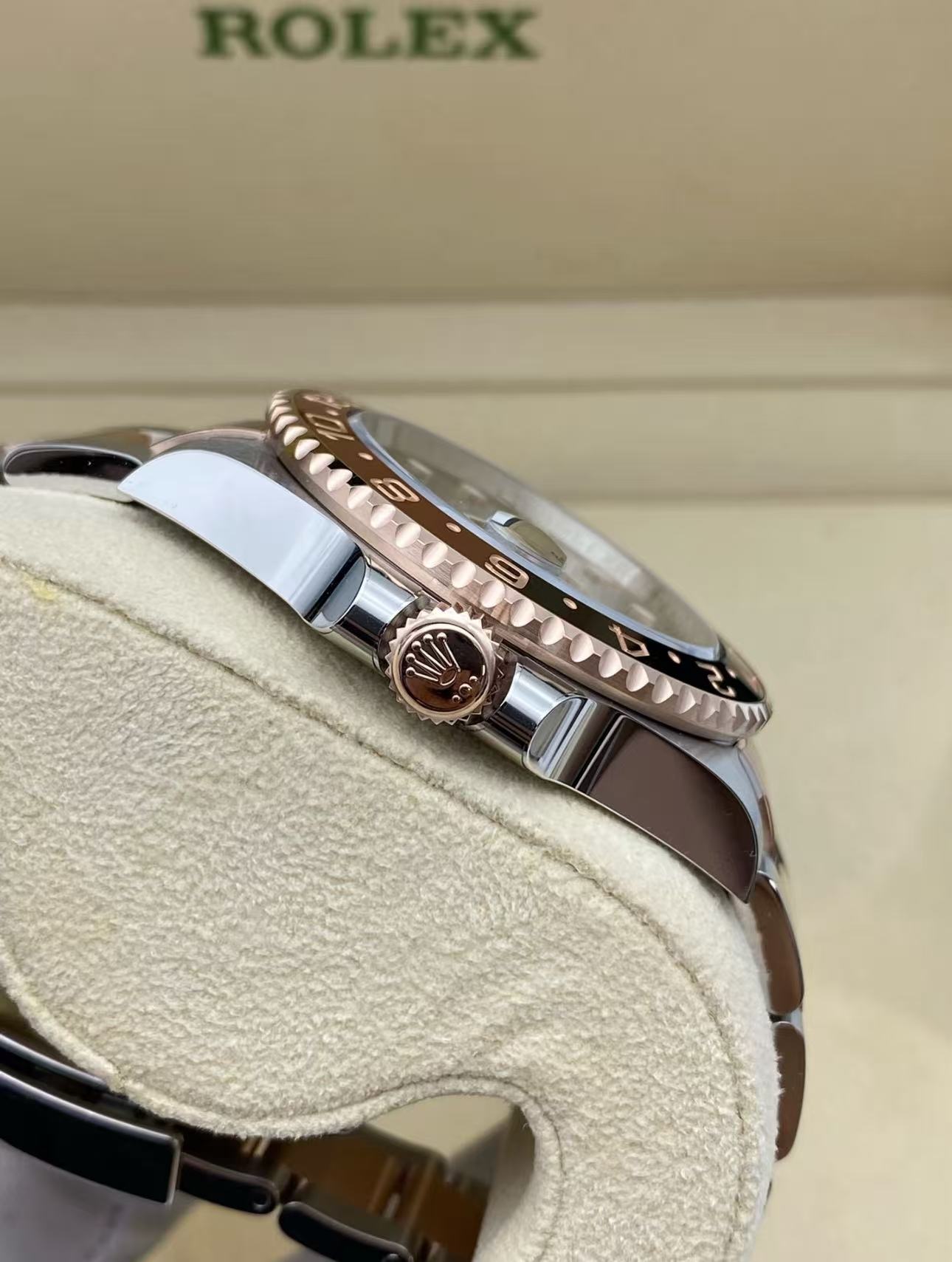 RolexGMT Master l Root Beer Two Tone SuperClone Swiss Replica Watch Ref 126711CHNR 3285 Swiss Movement