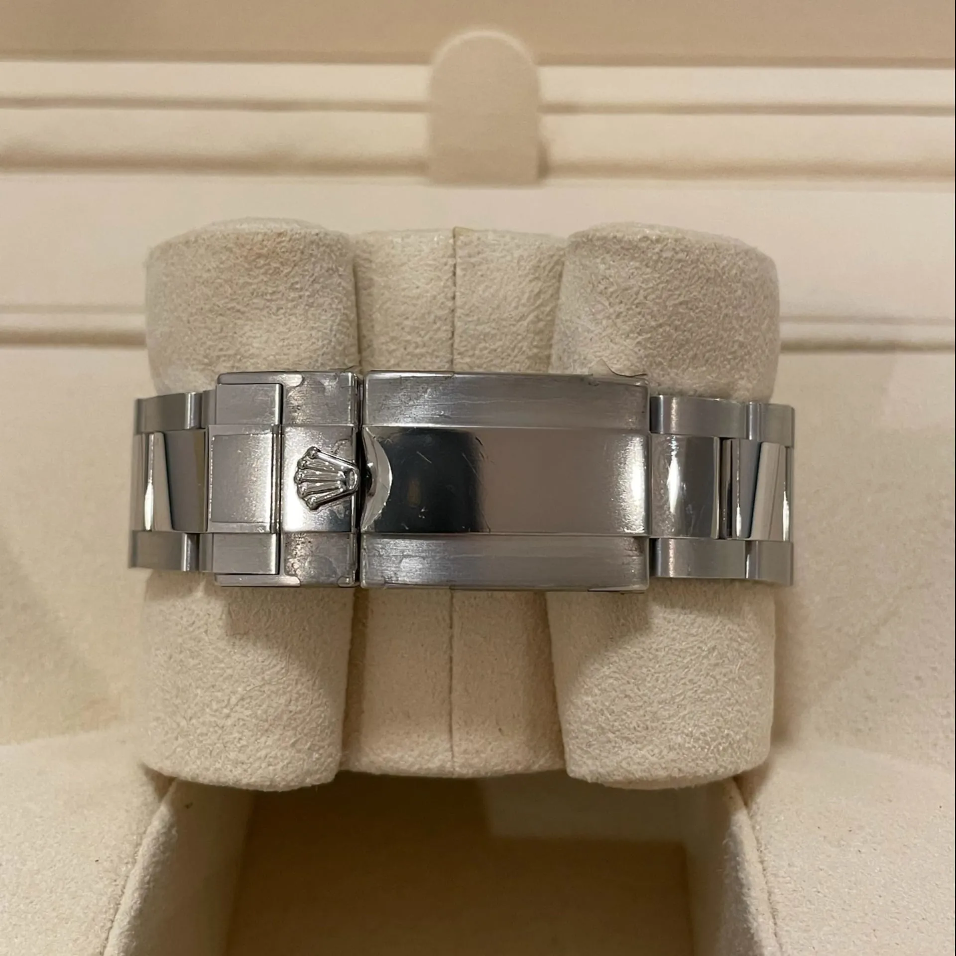 兼职  林炎: luxecystore