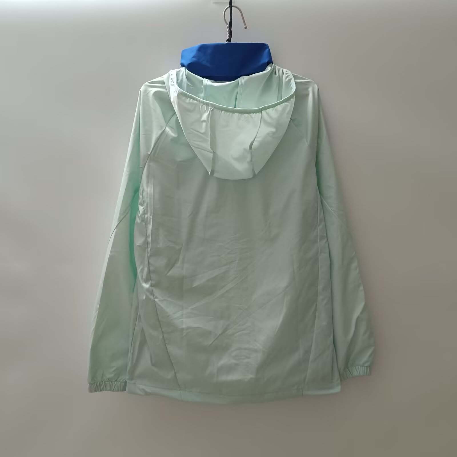 2024/2025 Manchester United Windbreaker Light Green Football Shirt 1:1 Thai Quality:football jersey mysite: unitedjerseyfootball 邓江浪:football