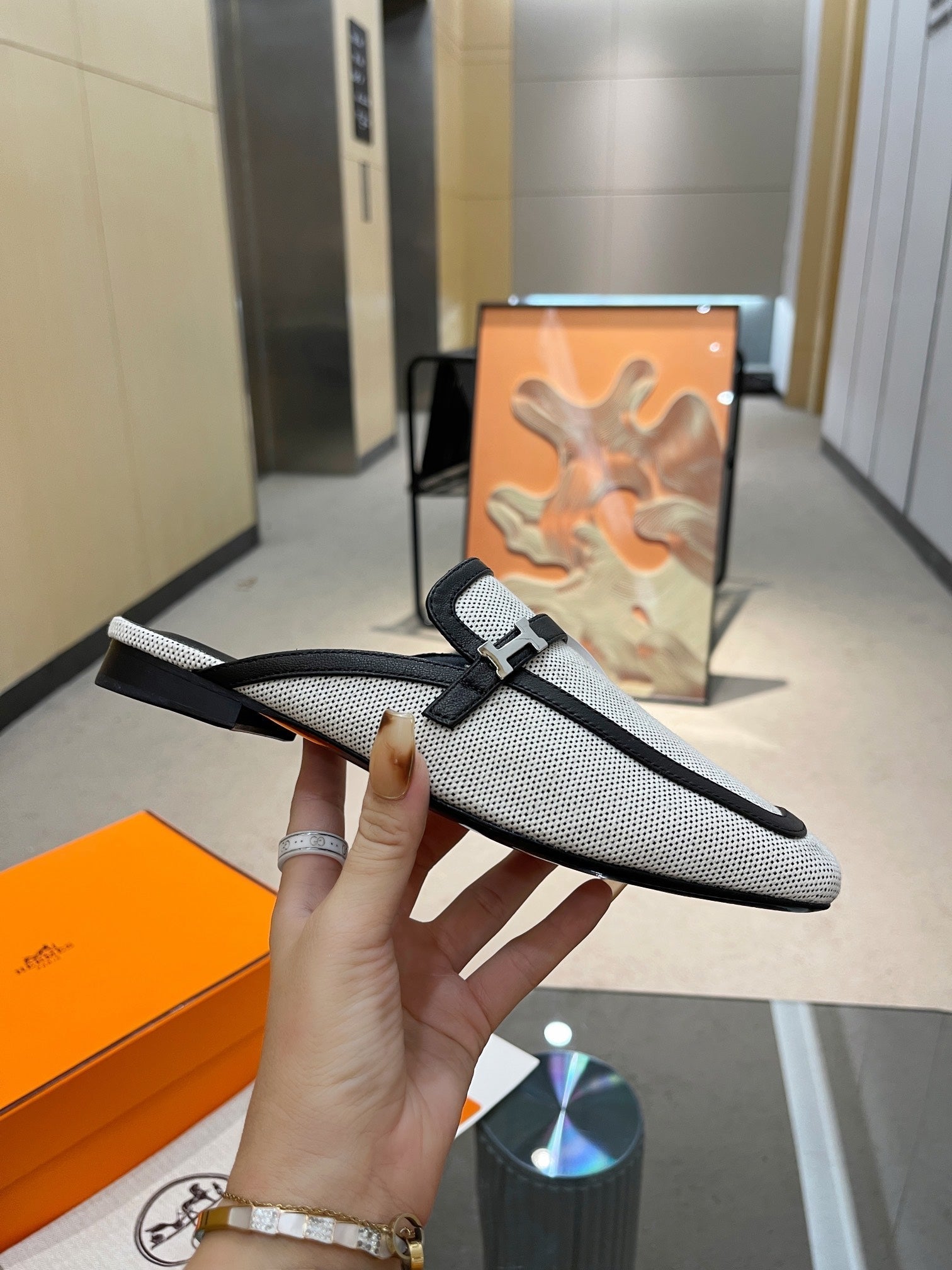 GROUPIE MULE BLACK MIX SILVER LAMBSKIN、mysite、Cacoeks