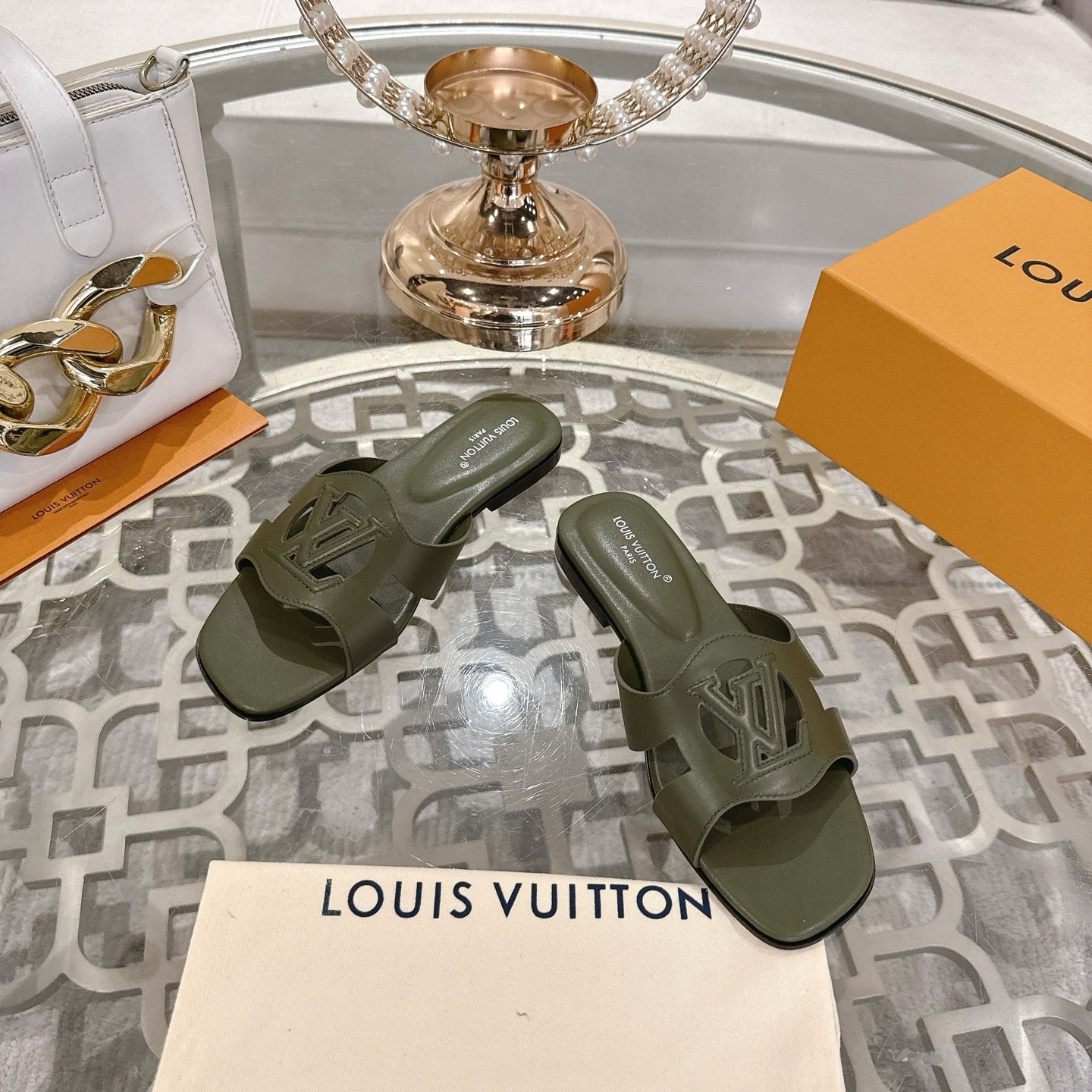ISOLA FLAT SLIDE IN ARMY GREEN CALFSKIN、mysite、Cacoeks