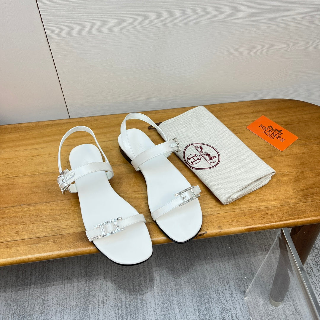 BUCKLE SANDAL WHITE CALFSKIN、mysite、Cacoeks