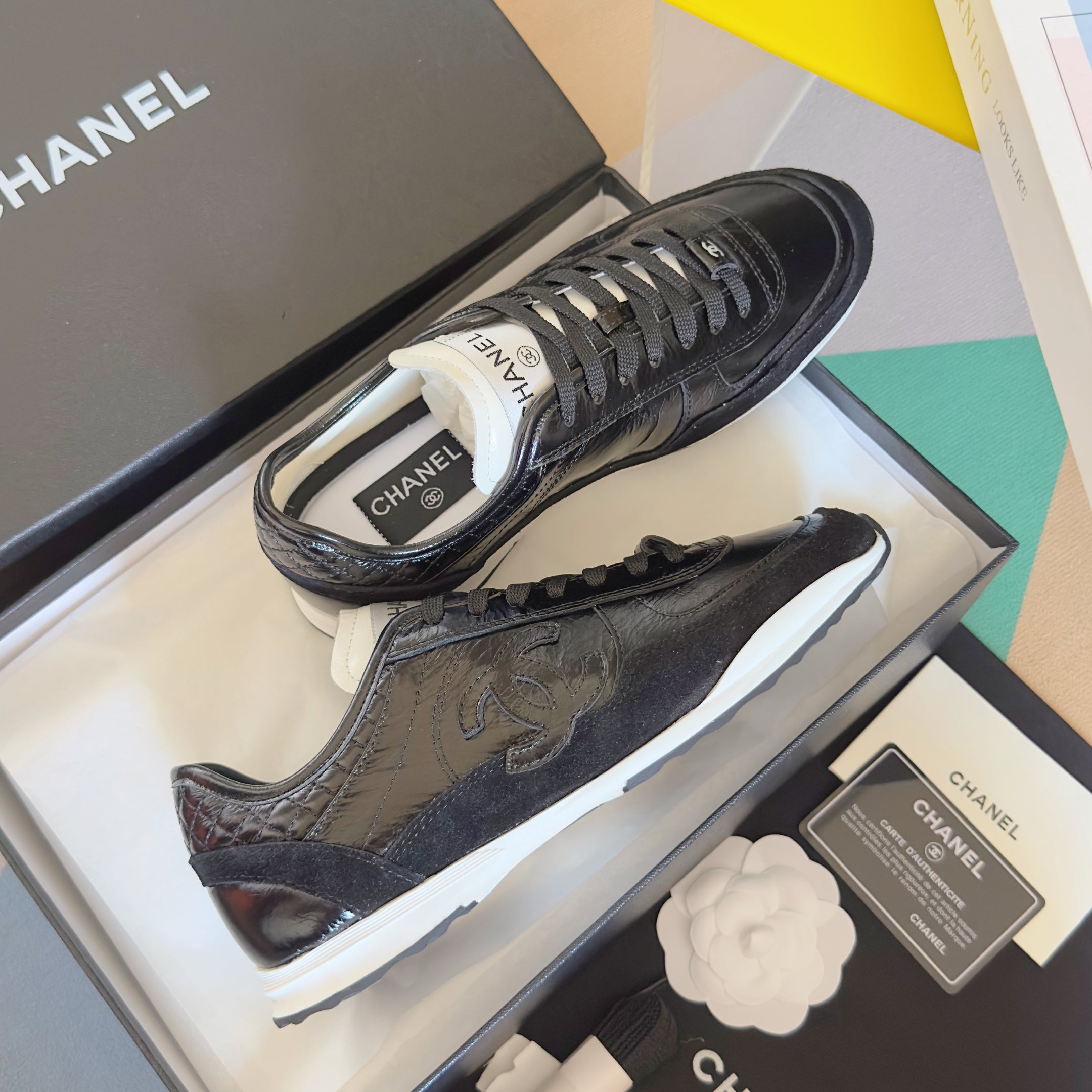 CHANEL 25S SNEAKERS 20MM IN BLACK GLOSSY CALFSKIN、mysite、Cacoeks