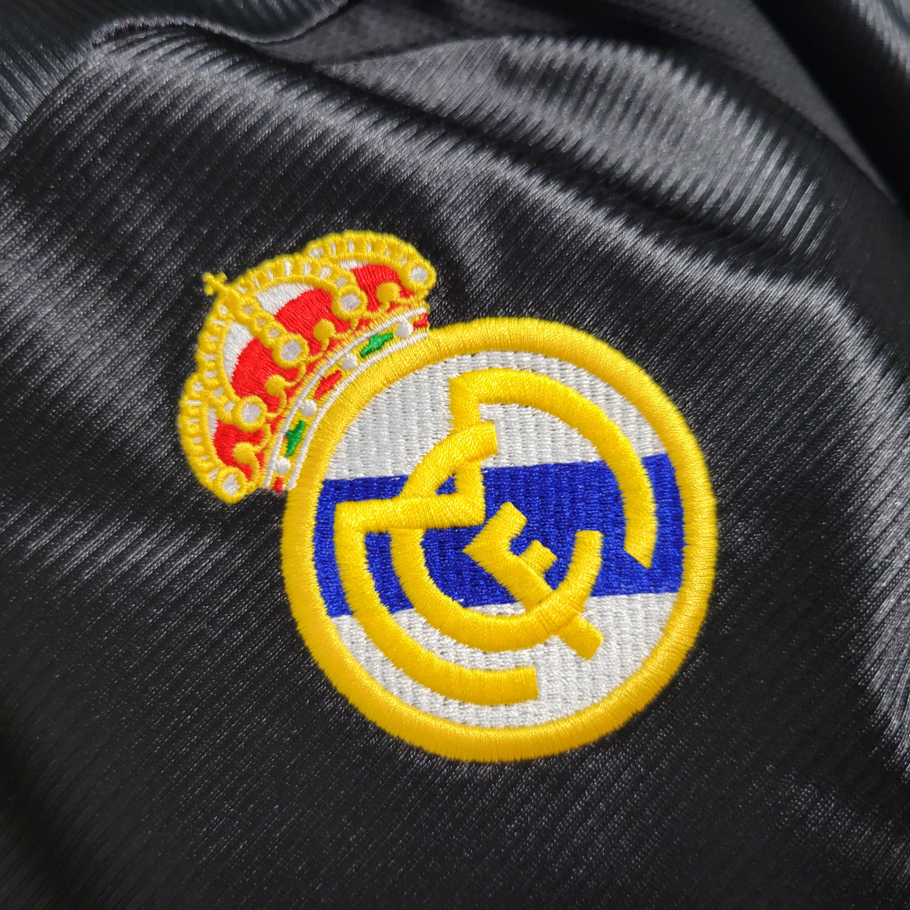 JerseysGala.com | Retro Real Madrid 1999-01 Away Jersey -Customize Name, Number and Patch | Worldwide Shipping