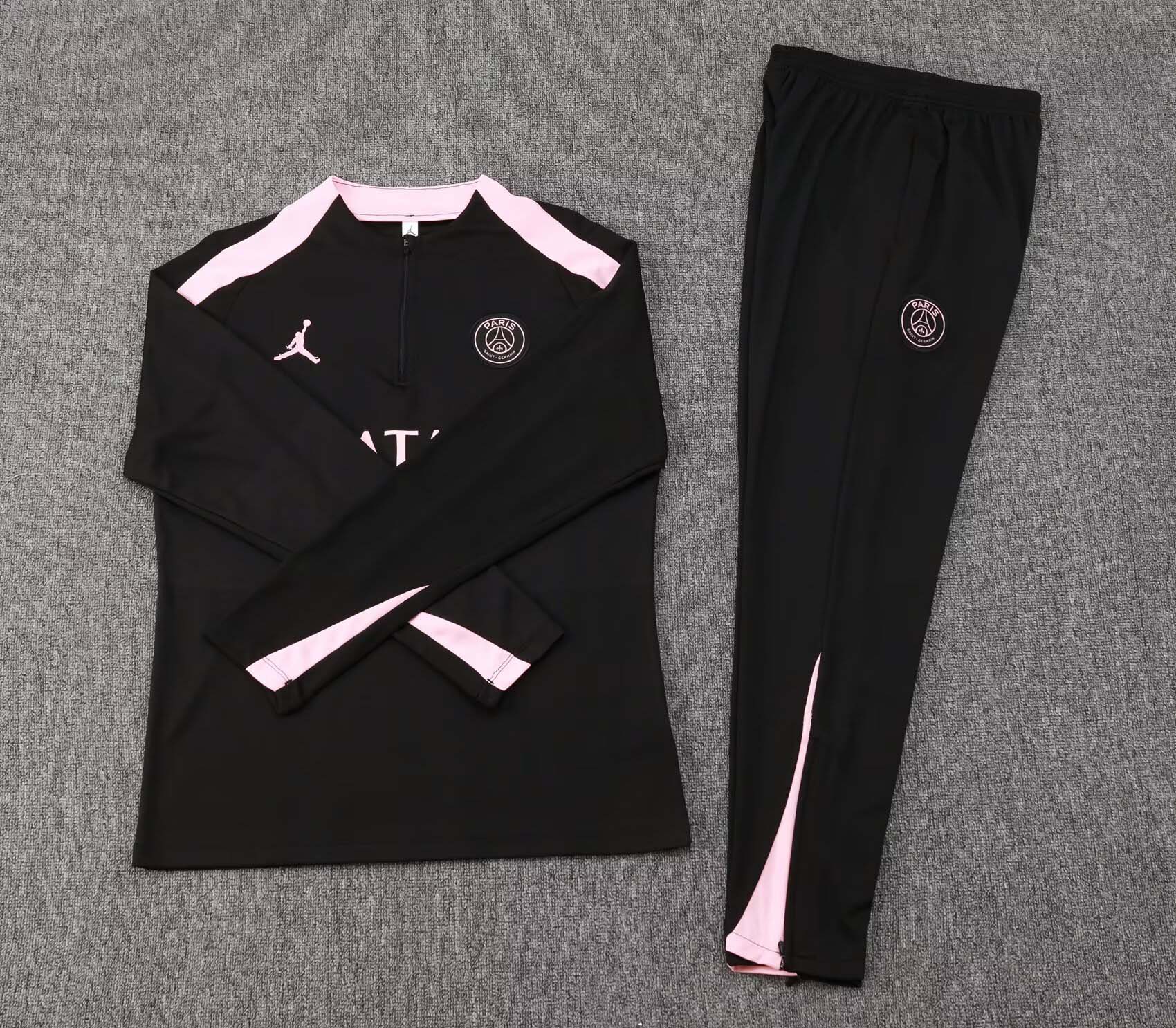 2024/2025 Psg Paris Saint-Germain Half-Pull Training Suit Black and pink Set:football jersey mysite: unitedjerseyfootball 邓江浪:football