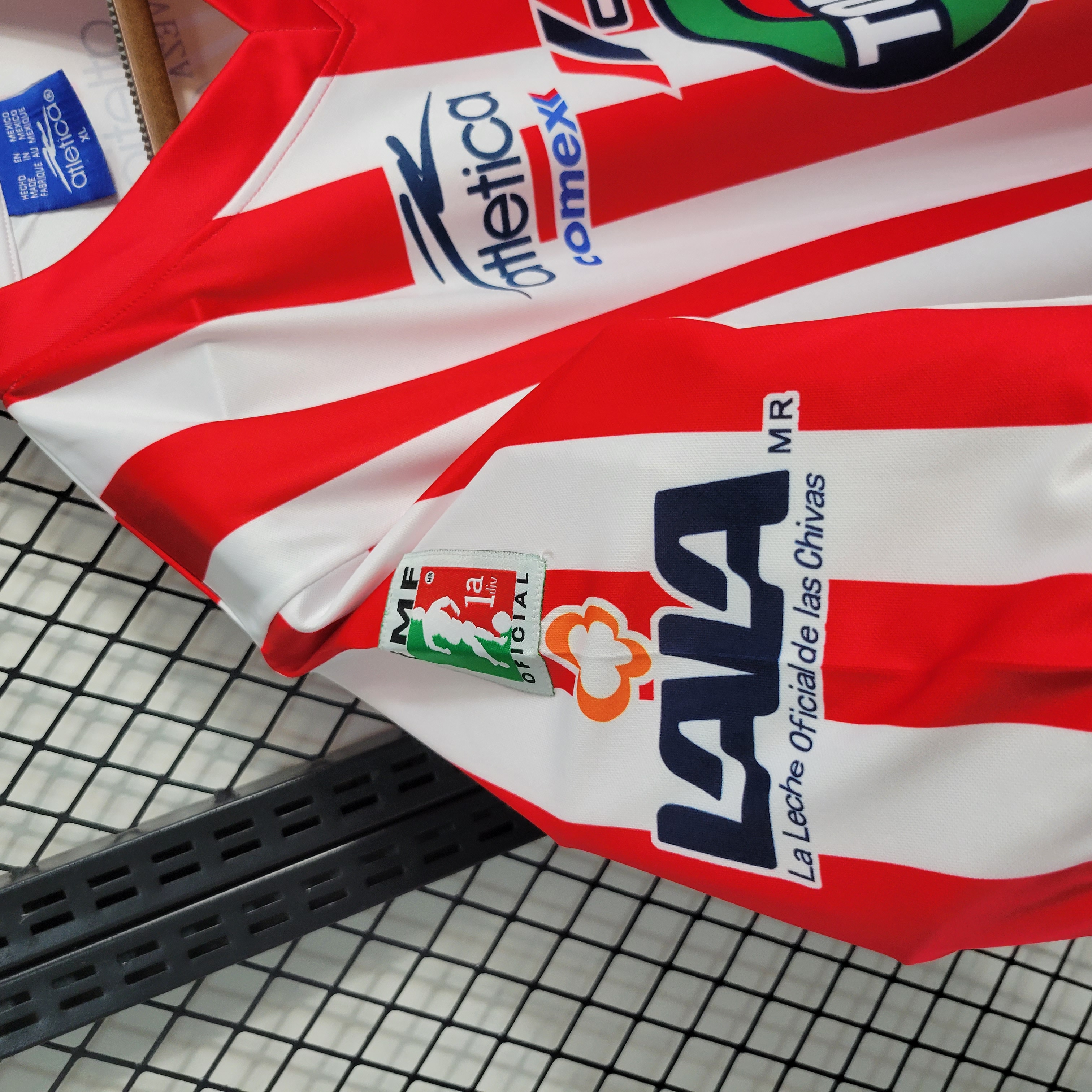 Higojerseys-Retro Chivas de Guadalajara 01-02 Home Stadium Jersey