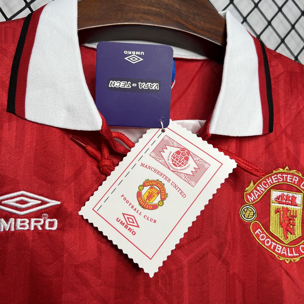 GlobeJersey-Retro Manchester United 1992-94 Home Jersey
