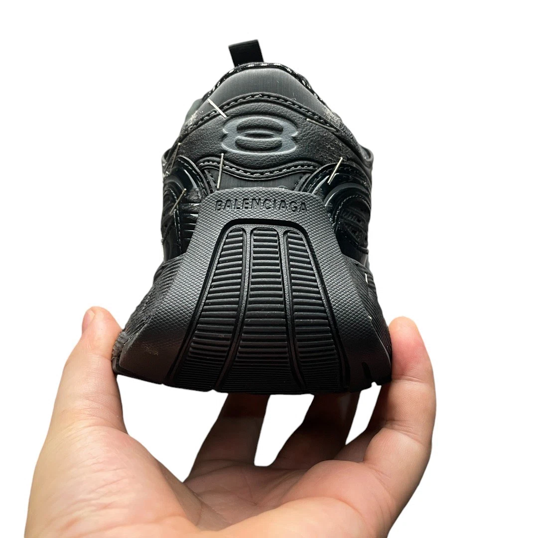 Balenciaga Stapler Sneaker in Black、mysite、Cacoeks