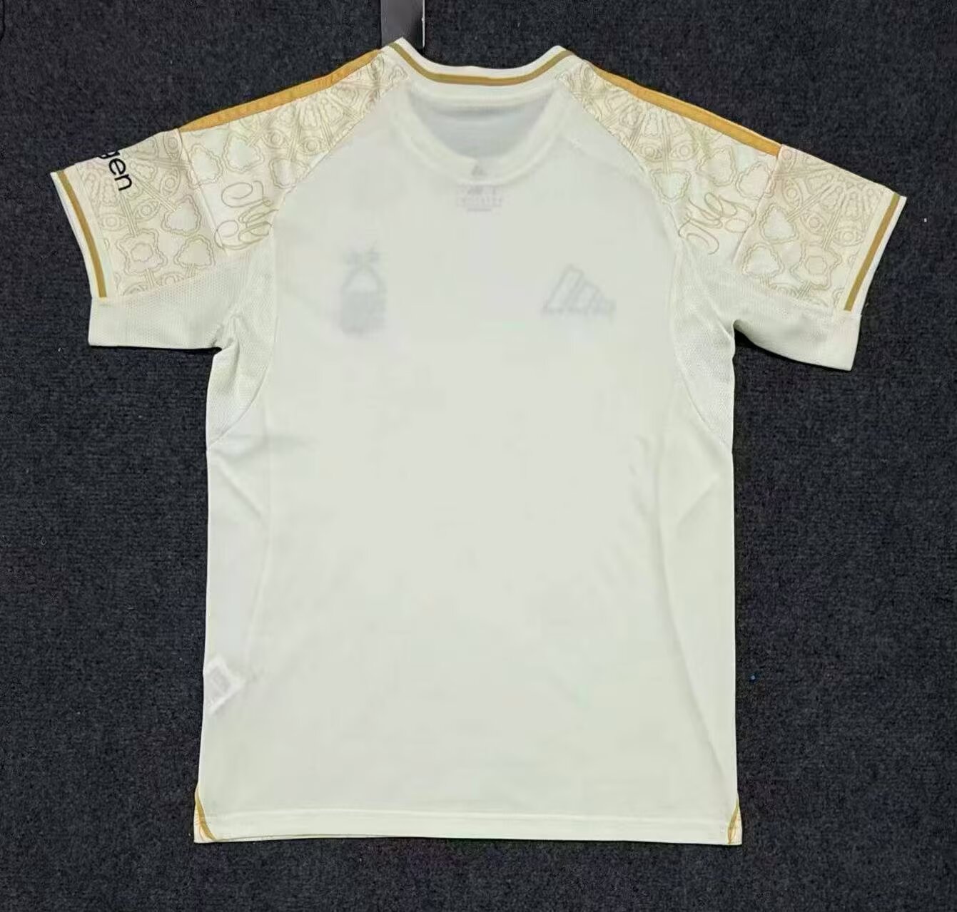 2025/2026 Nottingham Forest Away Football Shirt 1:1 Thai Quality:football jersey mysite: unitedjerseyfootball 邓江浪:football