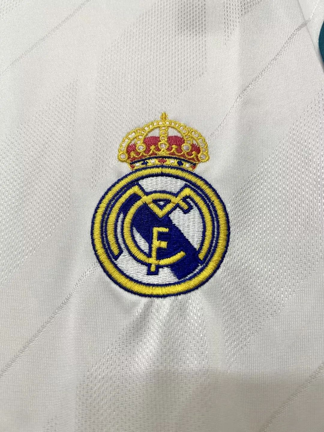 17-18 Real Madrid home long sleeves soccer jersey-Retro version: Ajax 24-25 Home Stadium Jersey - Fans Version mysite: Adidas luxuryfootballshirts.com: https://www.luxuryfootballshirts.com/