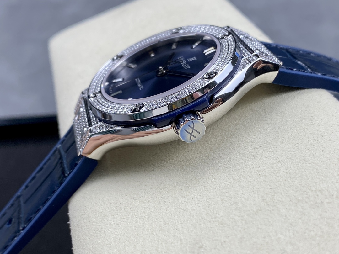 511.NX.7170.LR Hublot Classic Fusion Diamond Automatic-fasswatch