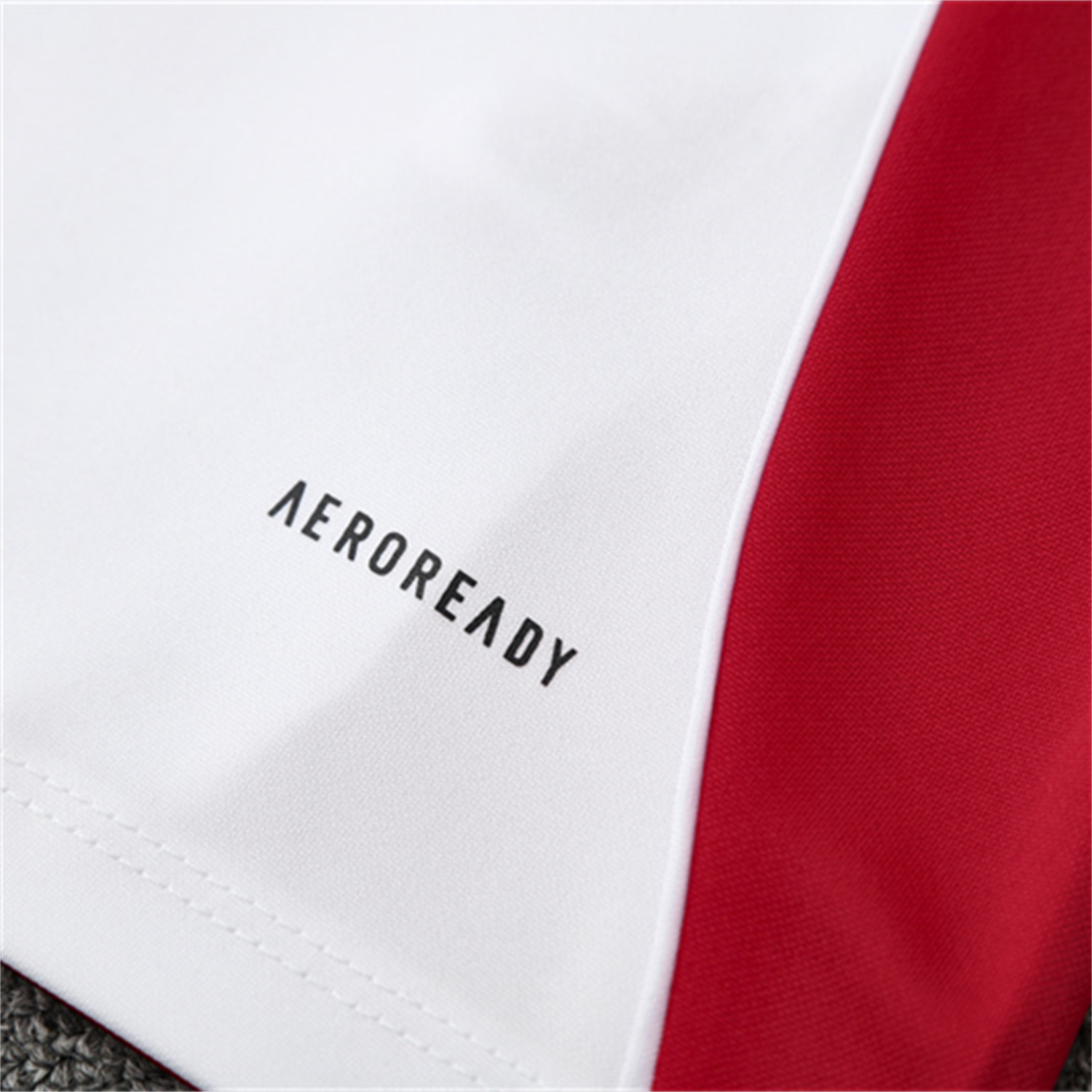 UltraTrikot-Manchester United 25-26 Long Sleeves Training Set - White Top & Black Pants