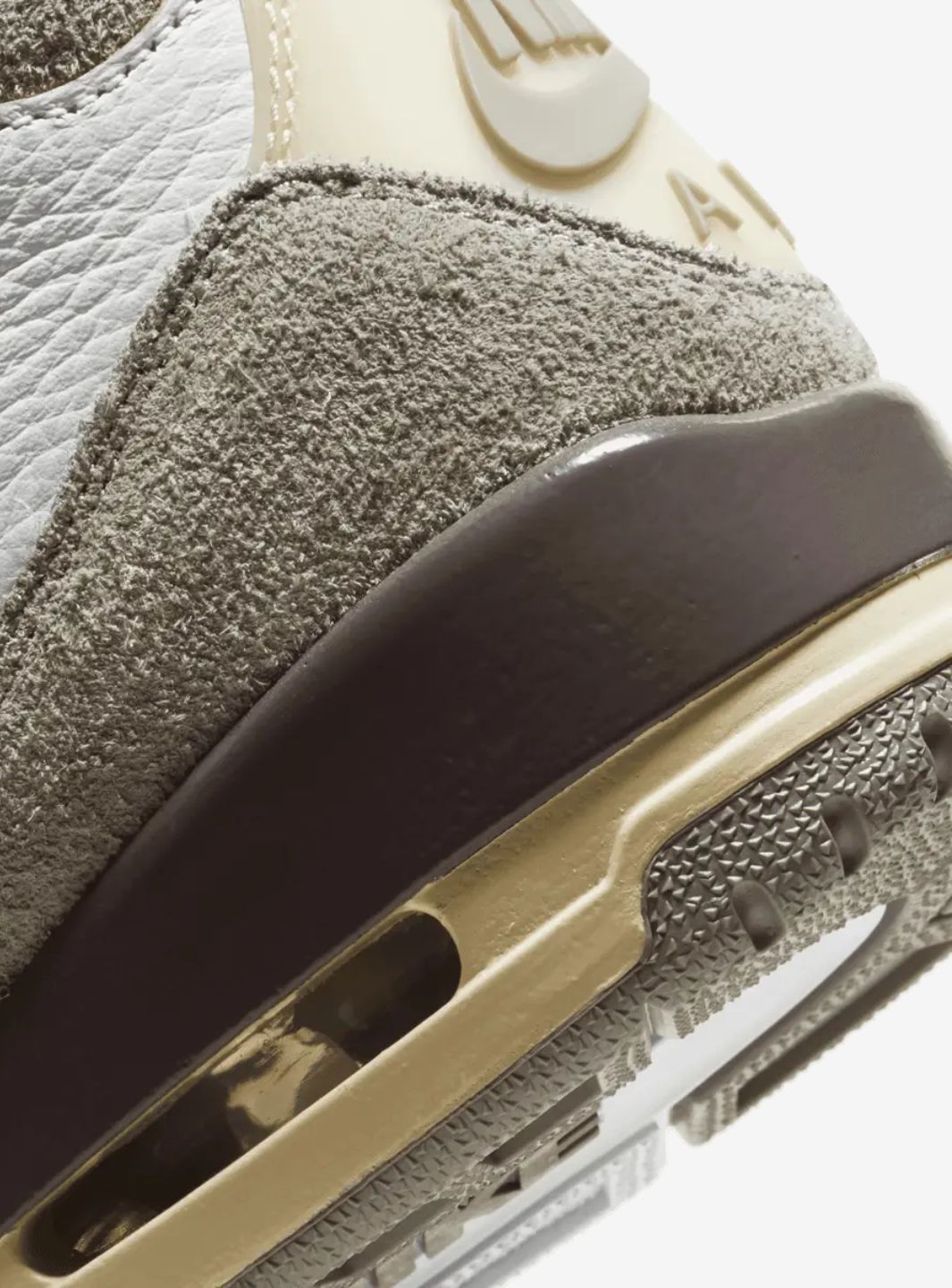 Air Jordan 3 Retro SP A Ma Maniére、JORDAN、Cacoeks