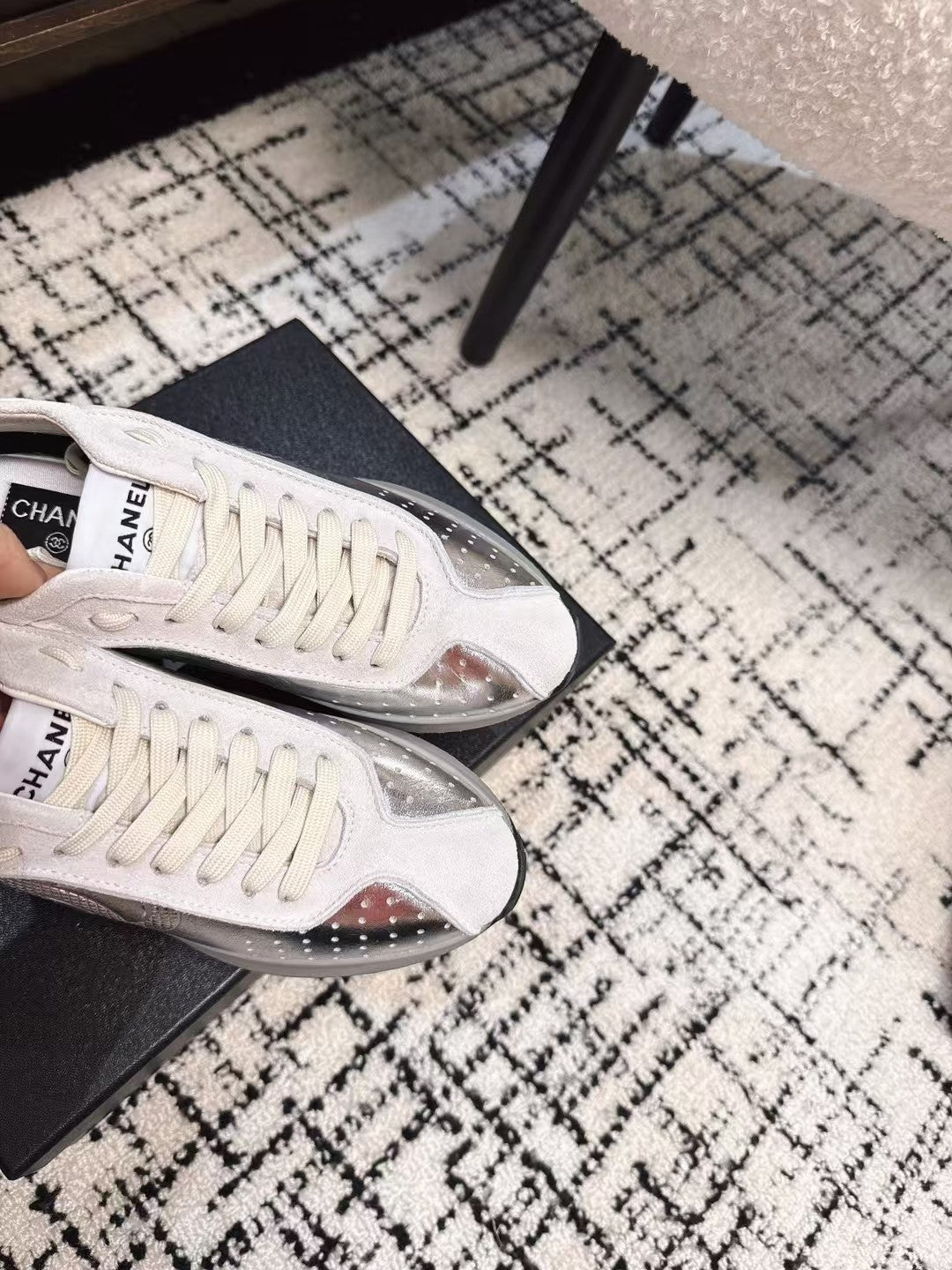 CLASSIC SNEAKERS IN SILVER SHEEPSKIN、mysite、Cacoeks