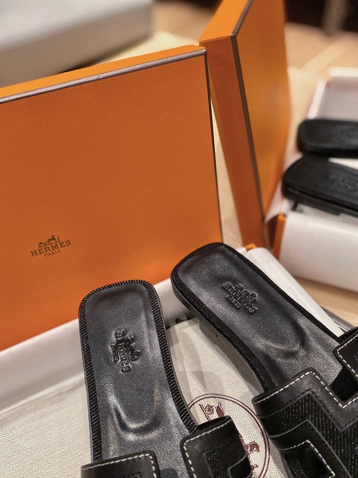 0RAN SANDALS IN BLACK CALFSKIN AND CANVAS、mysite、Cacoeks